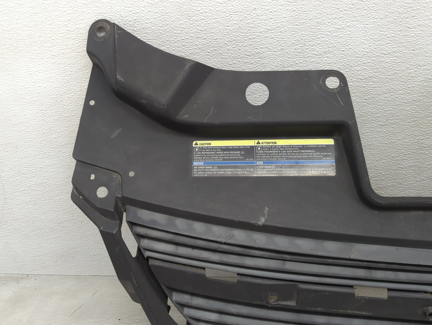 2005-2010 Chevrolet Cobalt Front Grille Bumper Not Included 894696 - Oemusedautoparts1.com