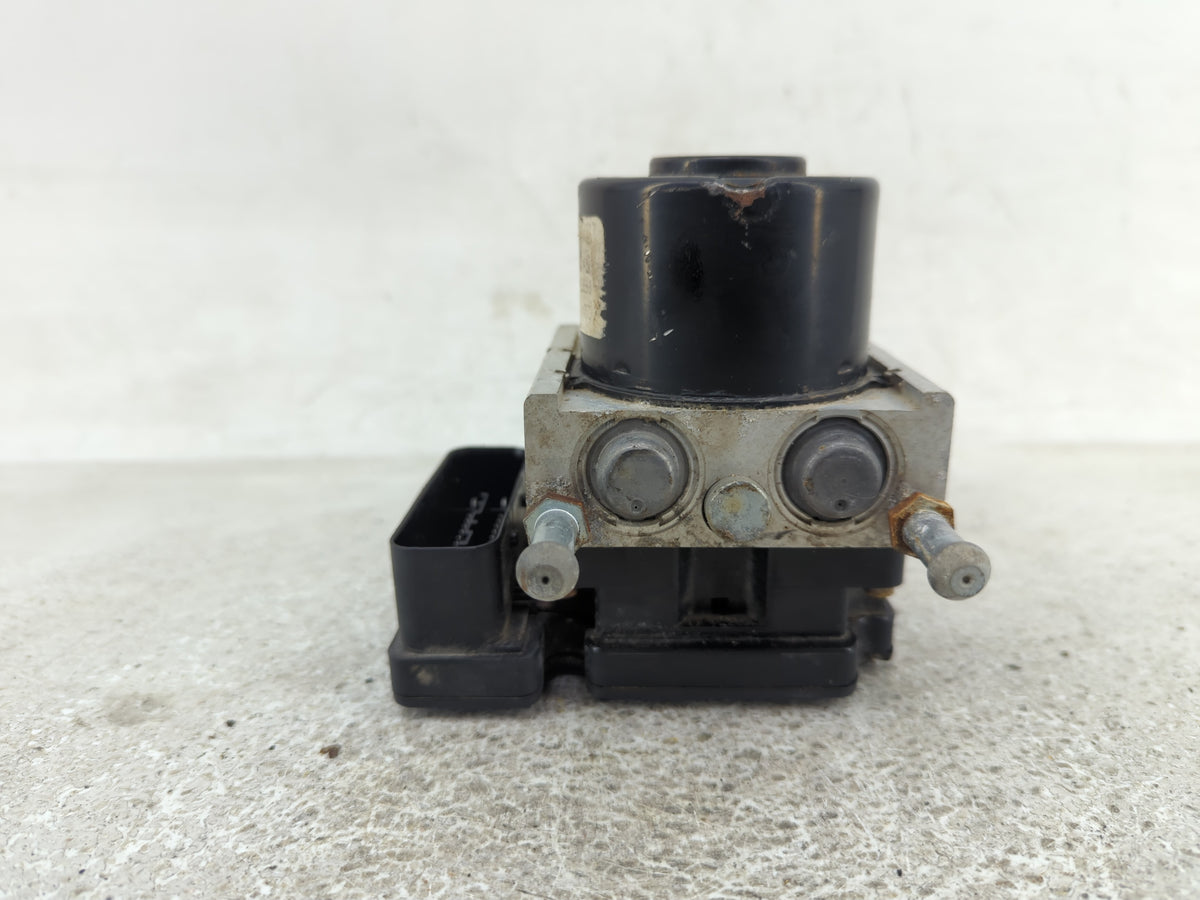 2009-2010 Chevrolet Cobalt ABS Pump Control Module Replacement P/N:20764050 Fits Fits 2009 2010 OEM Used Auto Parts - Oemuse