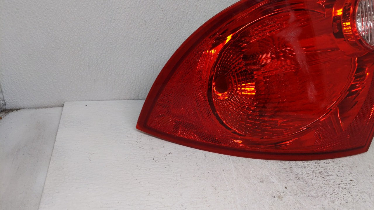 2010 Chevrolet Cobalt Tail Light Assembly Passenger Right OEM P/N:20868642 25823650 Fits Fits 2005 2006 2007 2008 2009 OEM U