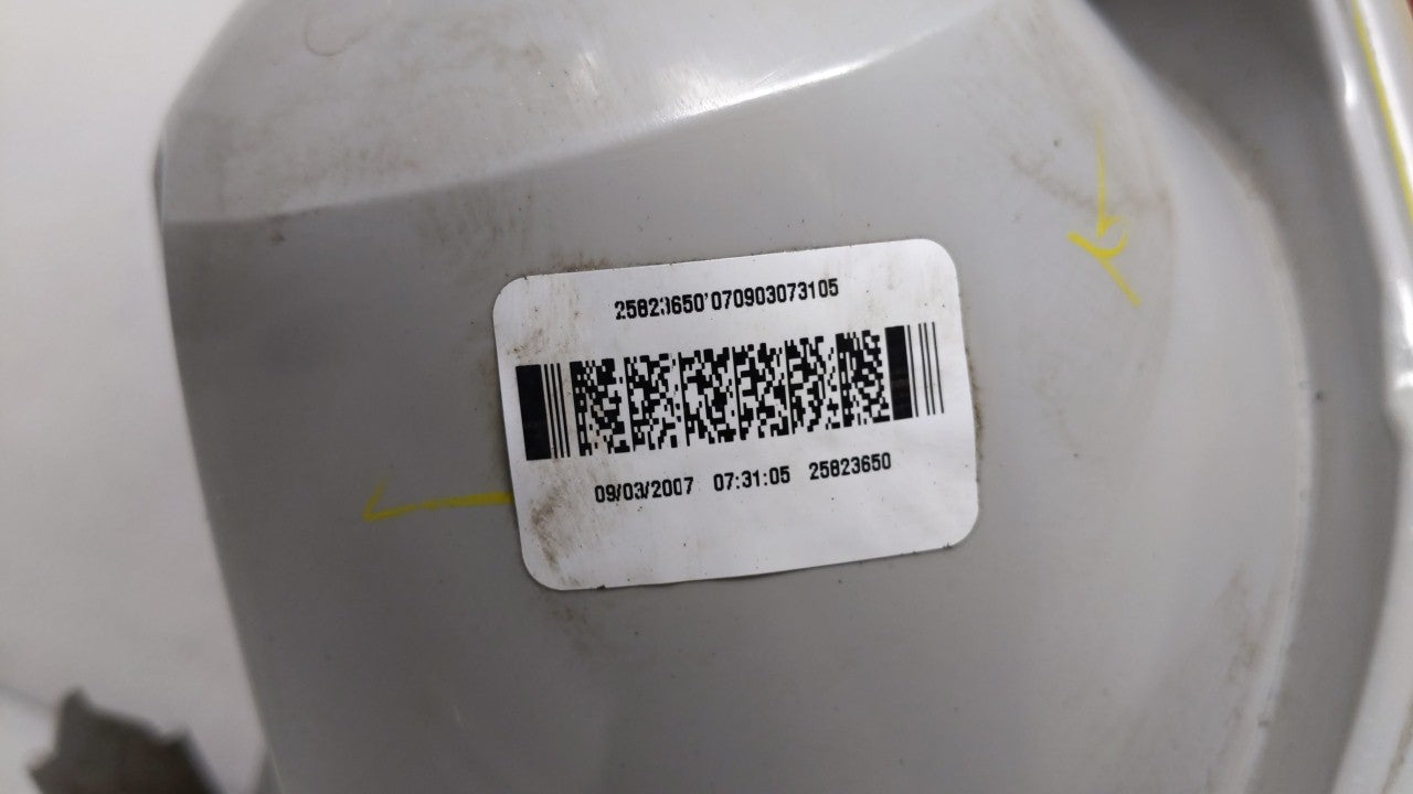 2010 Chevrolet Cobalt Tail Light Assembly Passenger Right OEM P/N:20868642 25823650 Fits Fits 2005 2006 2007 2008 2009 OEM U