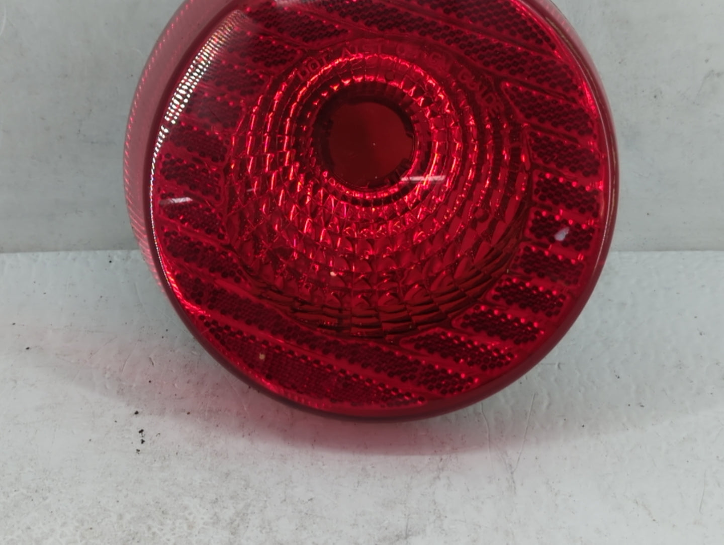 2010 Chevrolet Cobalt Tail Light Assembly Driver Left OEM P/N:16532531 20861473, 15874974 Fits Fits 2005 2006 2007 2008 2009