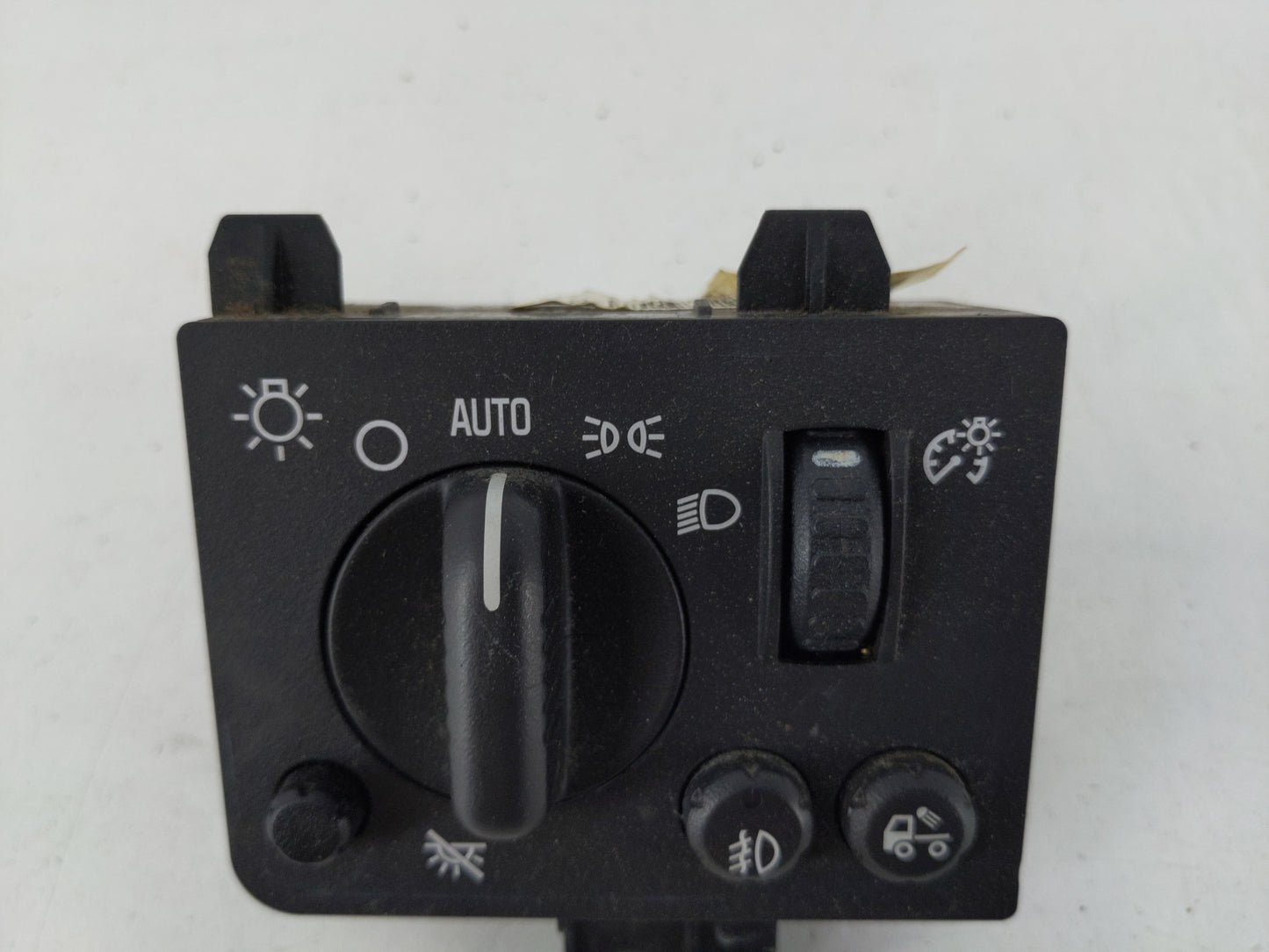 2010 Chevrolet Colorado Headlight Head Light Switch Lamp Control Hg5342 - Oemusedautoparts1.com