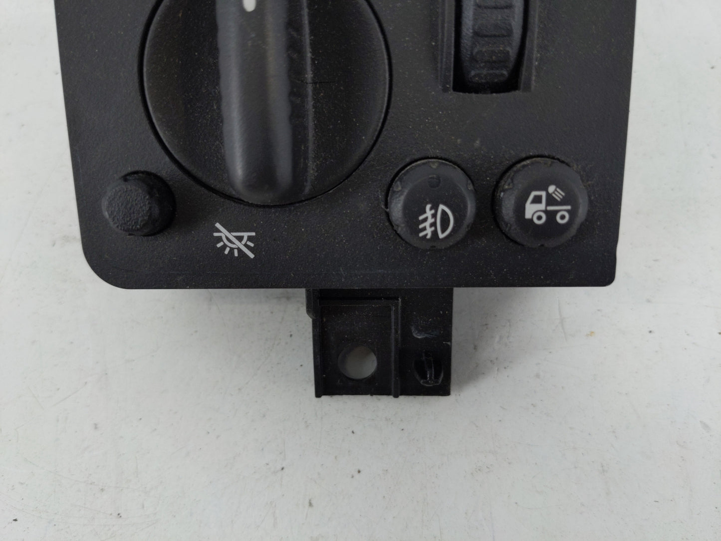 2010 Chevrolet Colorado Headlight Head Light Switch Lamp Control Hg5342 - Oemusedautoparts1.com