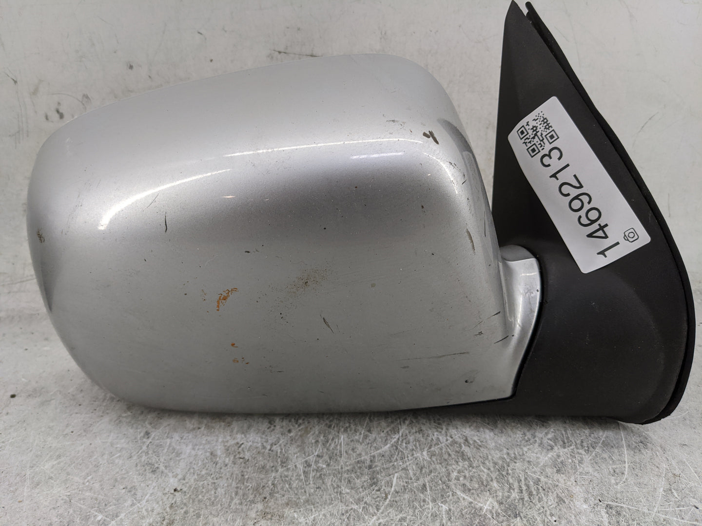 2009-2012 Chevrolet Colorado Passenger Side View Mirror - Right Door Mirror OEM Used - Oemusedautoparts1.com