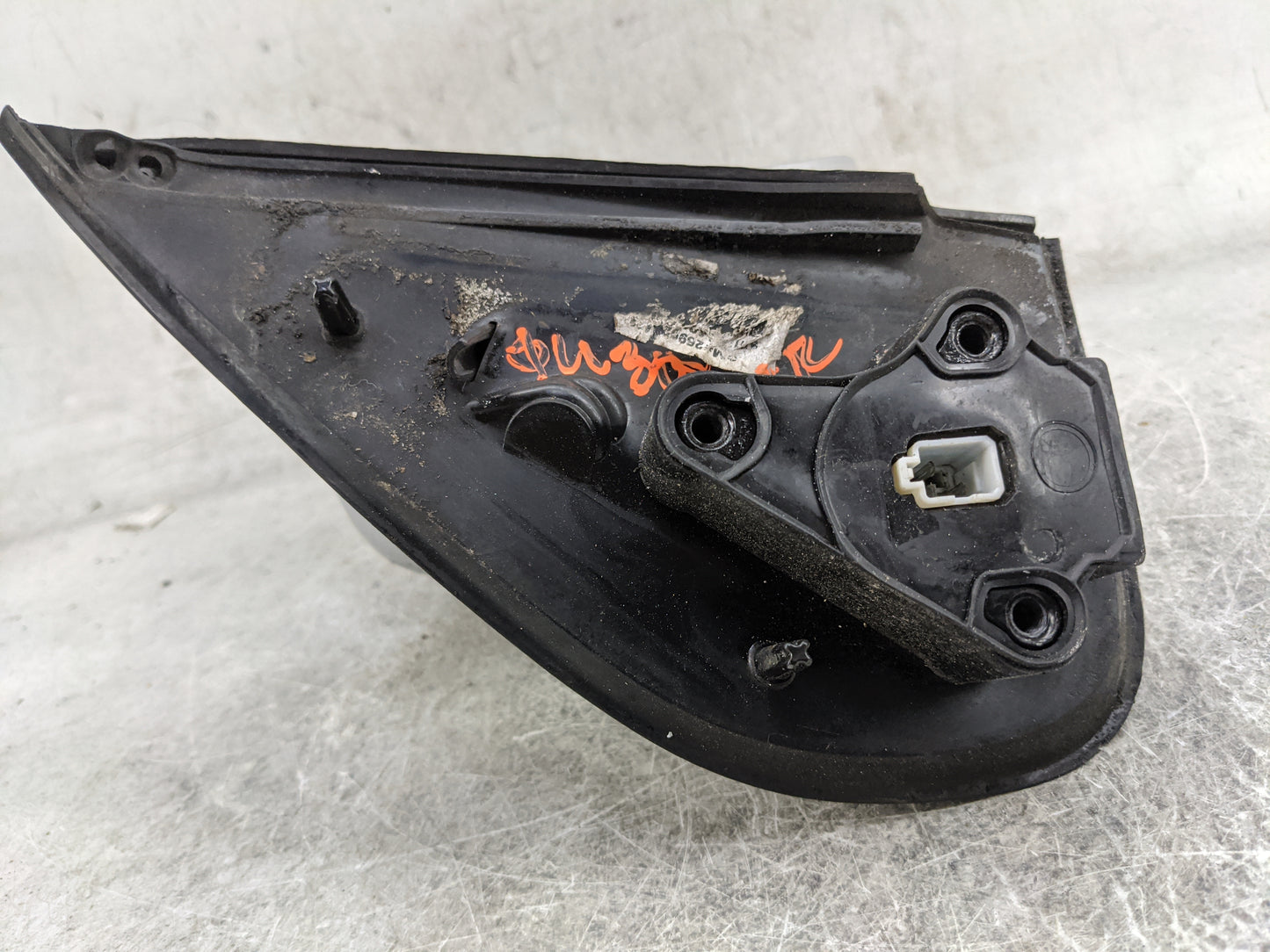 2009-2012 Chevrolet Colorado Passenger Side View Mirror - Right Door Mirror OEM Used - Oemusedautoparts1.com