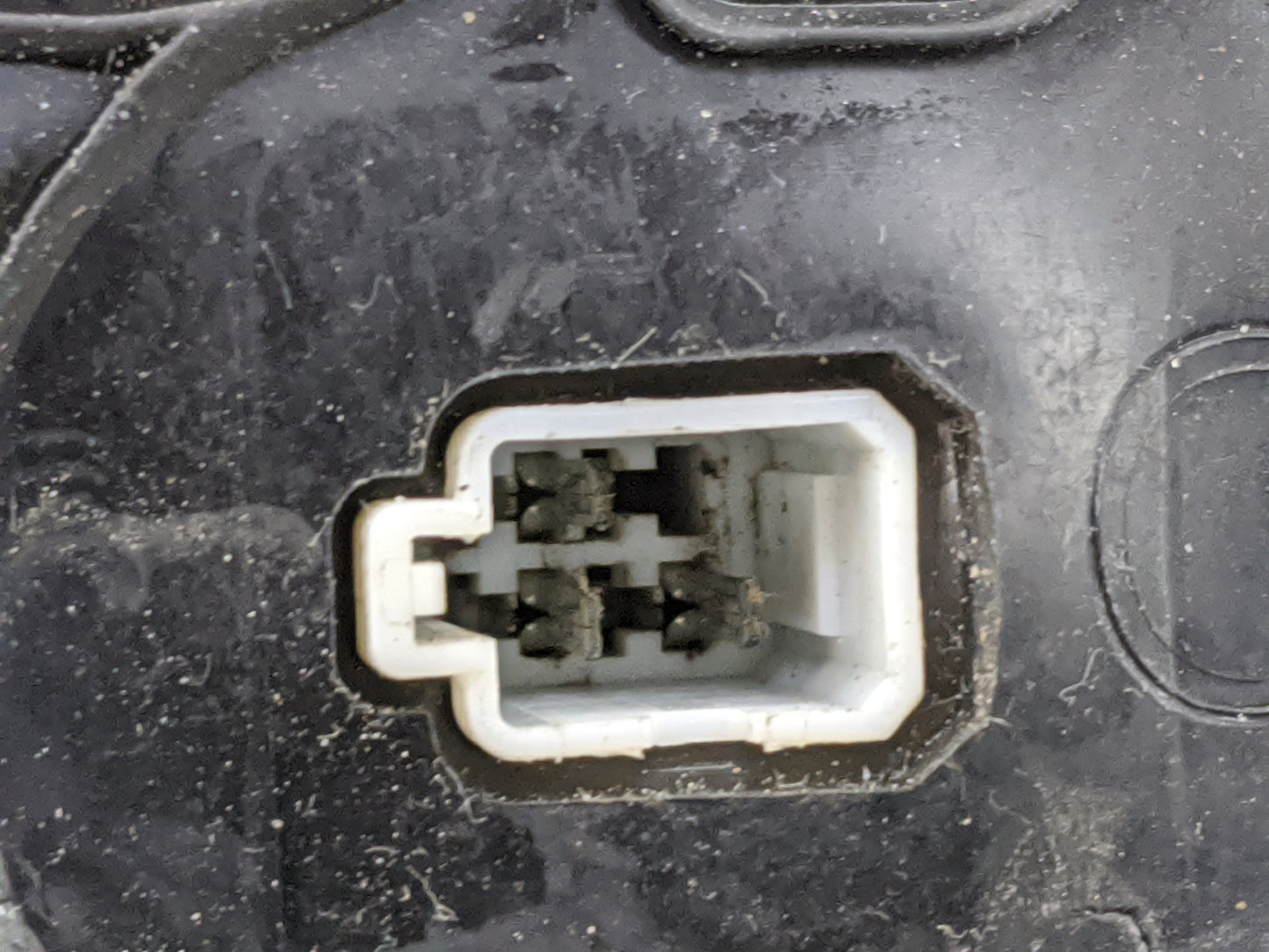 2009-2012 Chevrolet Colorado Passenger Side View Mirror - Right Door Mirror OEM Used - Oemusedautoparts1.com