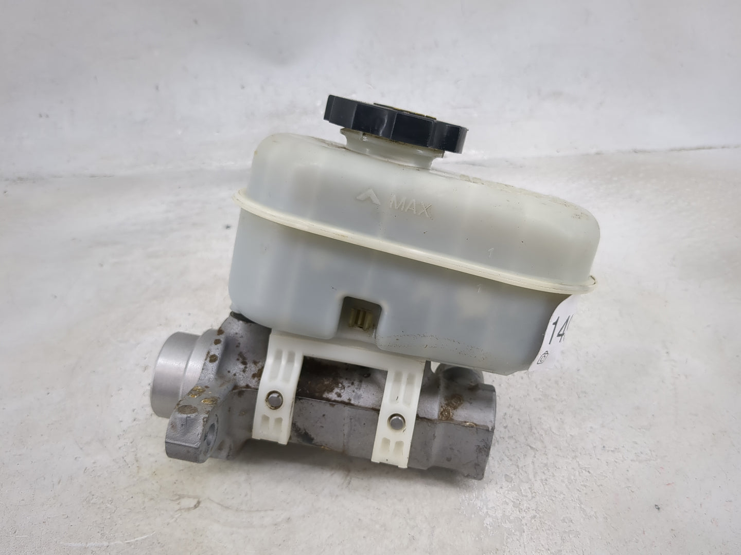 2009-2012 Chevrolet Colorado Brake Master Cylinder 1491981 - Oemusedautoparts1.com