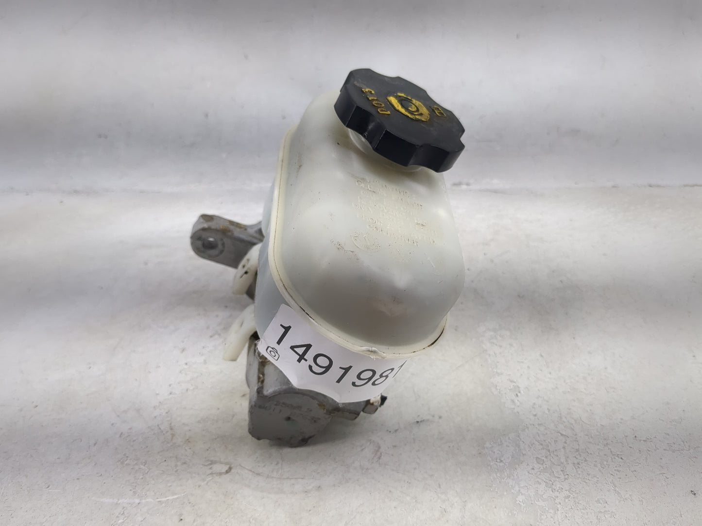 2009-2012 Chevrolet Colorado Brake Master Cylinder 1491981 - Oemusedautoparts1.com