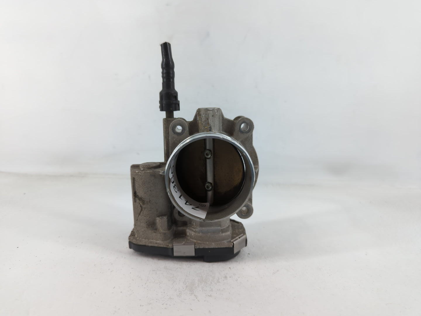 2008-2012 Chevrolet Colorado Throttle Body P/N:1640AA018AA6008C Fits Fits 2008 2009 2010 2011 2012 OEM Used Auto Parts - Oem