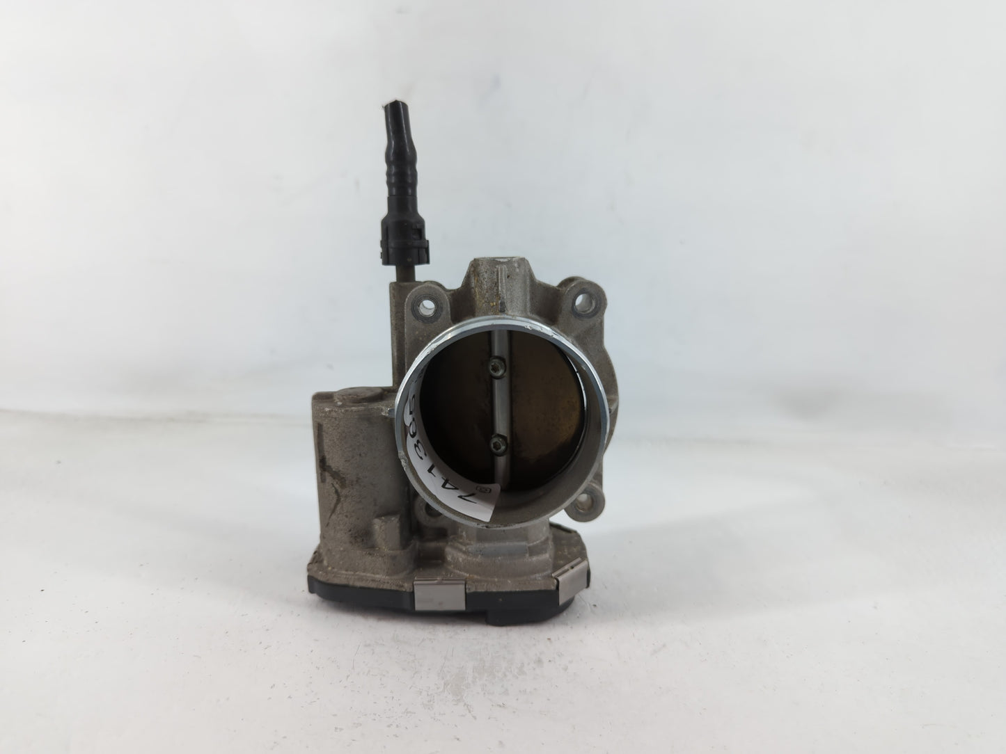 2008-2012 Chevrolet Colorado Throttle Body P/N:1640AA018AA6008C Fits Fits 2008 2009 2010 2011 2012 OEM Used Auto Parts - Oem