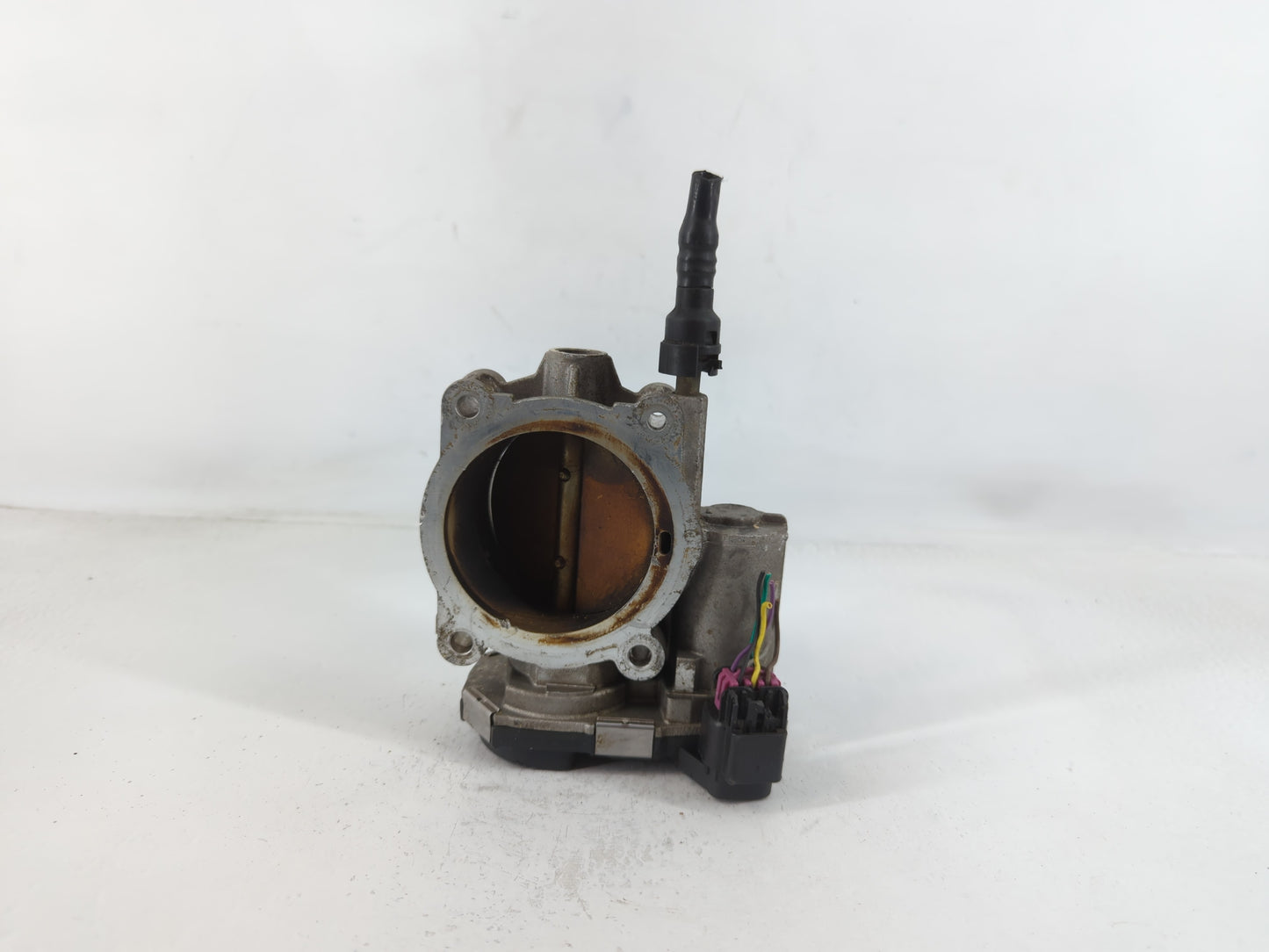 2008-2012 Chevrolet Colorado Throttle Body P/N:1640AA018AA6008C Fits Fits 2008 2009 2010 2011 2012 OEM Used Auto Parts - Oem