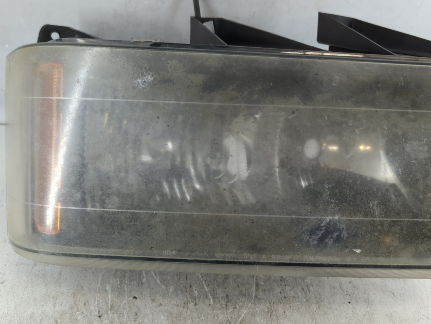2004 Chevrolet Colorado Passenger Right Oem Head Light Headlight Lamp - Oemusedautoparts1.com