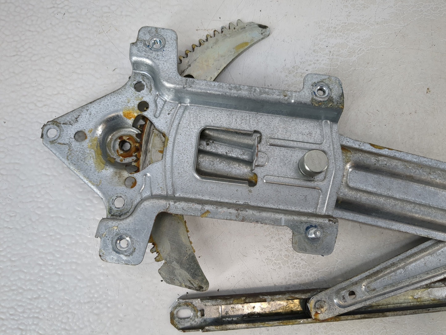 2004-2012 Chevrolet Colorado Window Regulator Passenger Front - Oemusedautoparts1.com