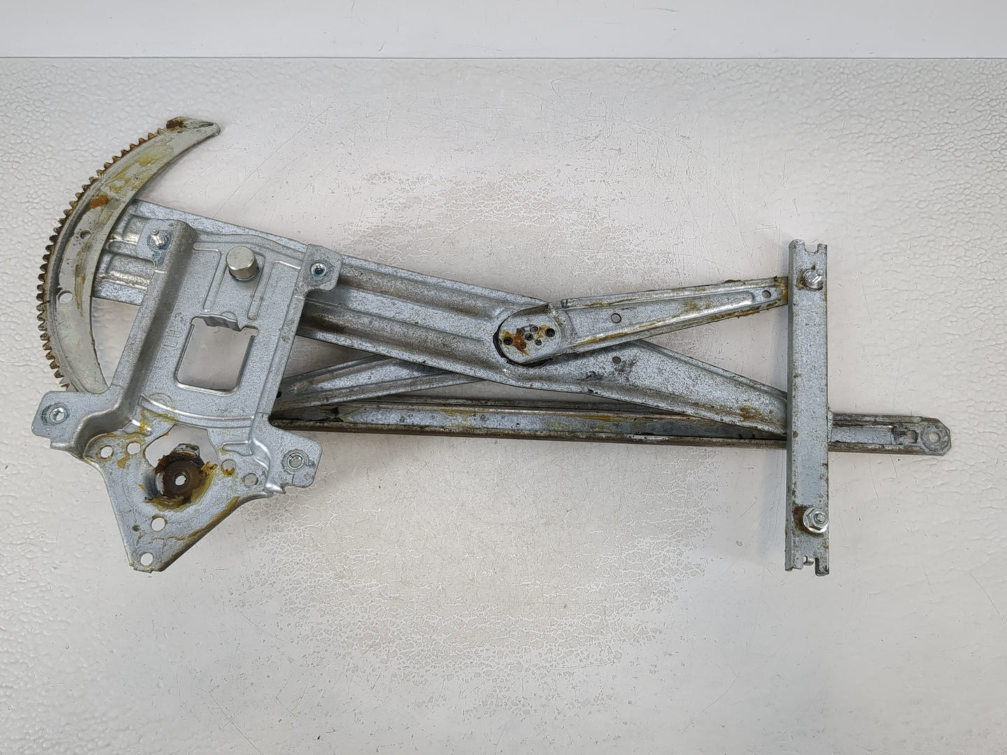 2004-2012 Chevrolet Colorado Driver Left Front Window Regulator 968352 - Oemusedautoparts1.com