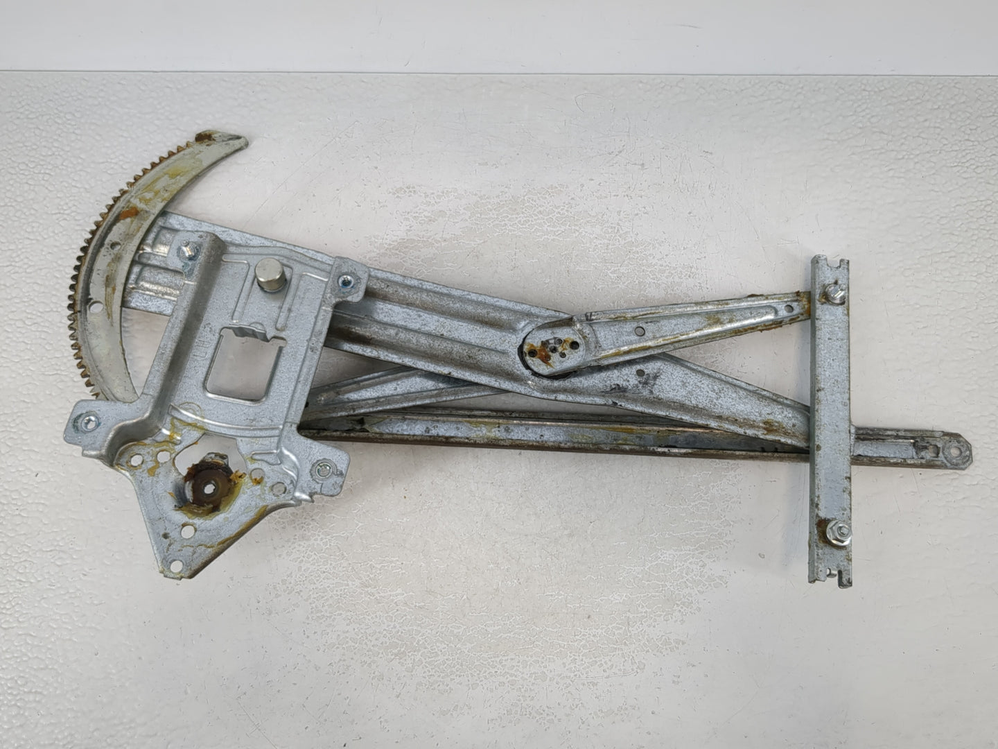 2004-2012 Chevrolet Colorado Driver Left Front Window Regulator 968352 - Oemusedautoparts1.com