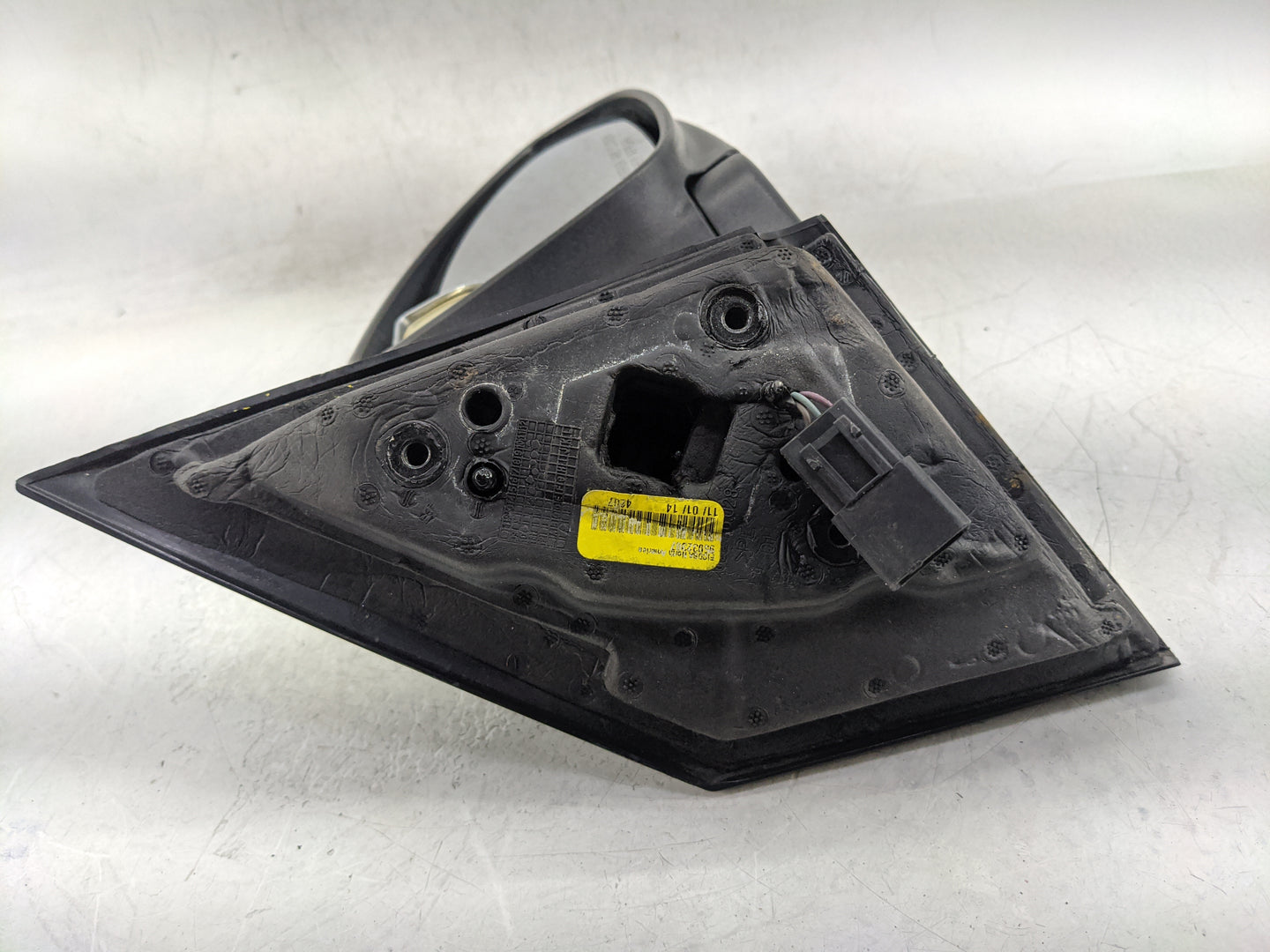 2010 Chevrolet Cruze Passenger Side View Mirror - Right Door Mirror OEM Used - Oemusedautoparts1.com