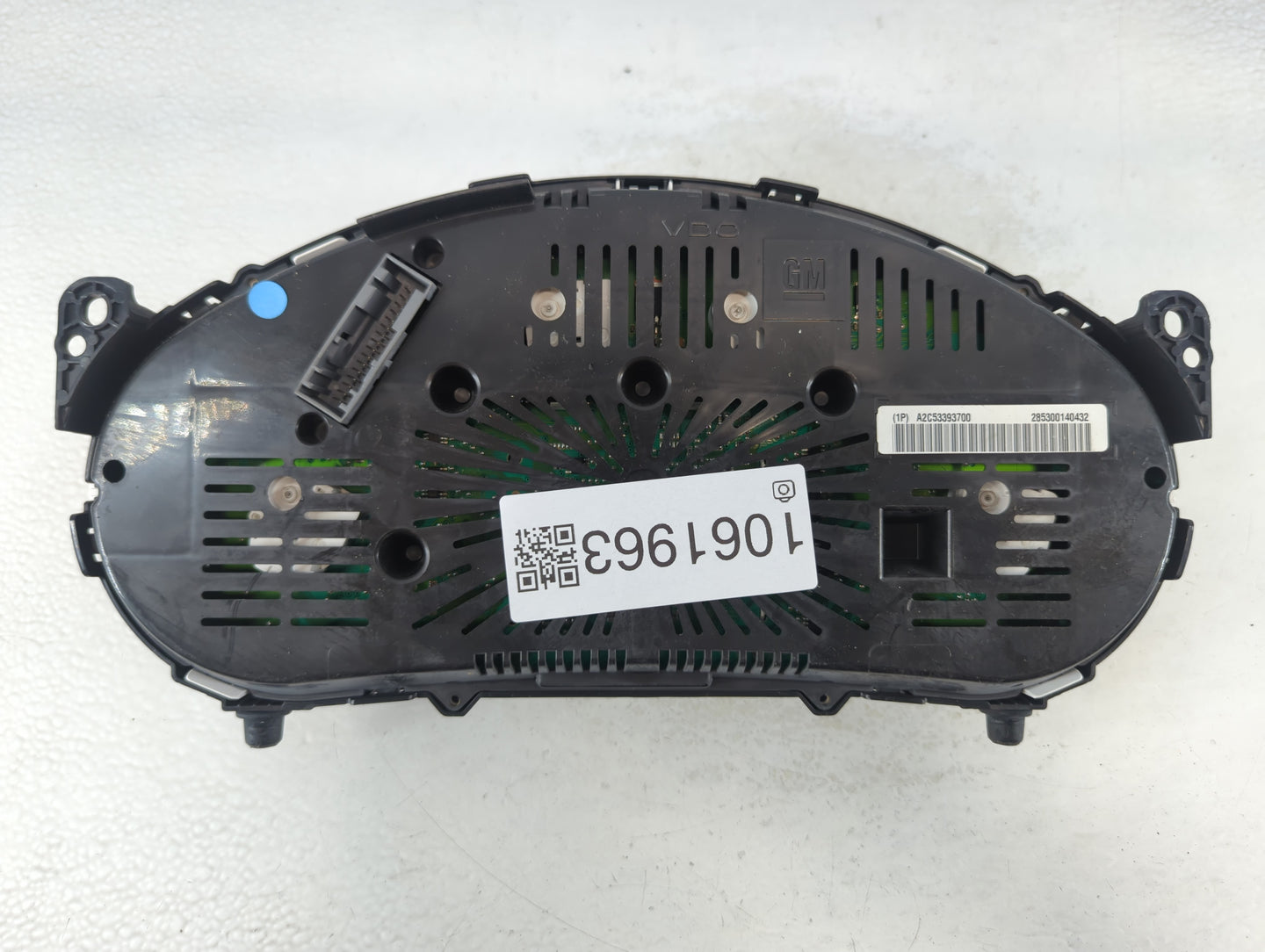 2010 Chevrolet Equinox Instrument Cluster Speedometer Gauges P/N:A2C53393700 Fits OEM Used Auto Parts - Oemusedautoparts1.co