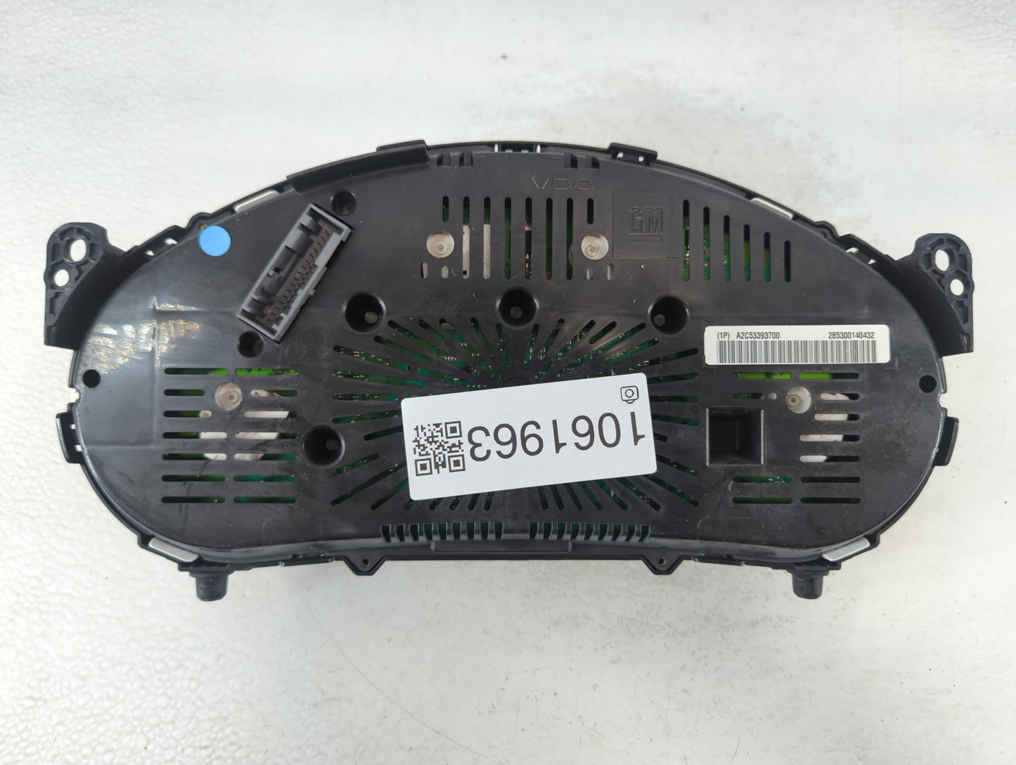 2010 Chevrolet Equinox Instrument Cluster Speedometer Gauges P/N:A2C53393700 Fits OEM Used Auto Parts - Oemusedautoparts1.co
