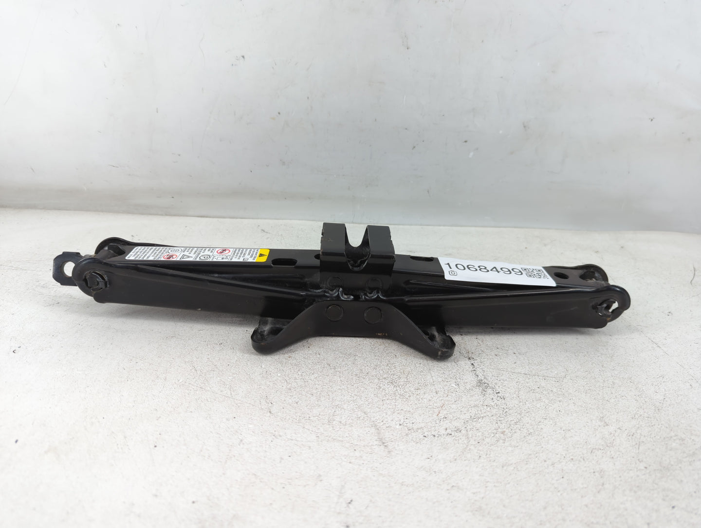 2010 Chevrolet Equinox Spare Scissor Car Jack - Oemusedautoparts1.com