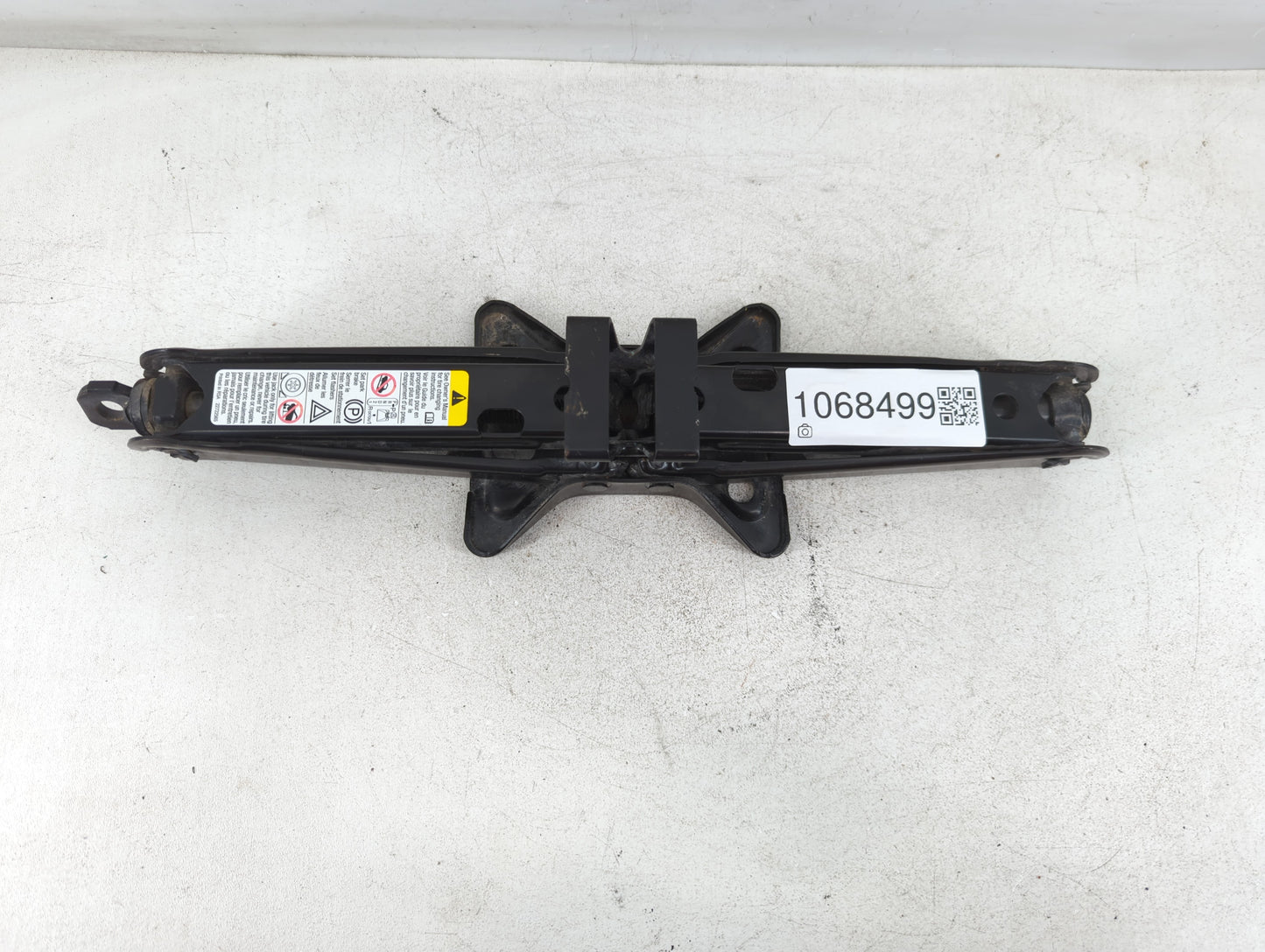 2010 Chevrolet Equinox Spare Scissor Car Jack 1068499 - Oemusedautoparts1.com