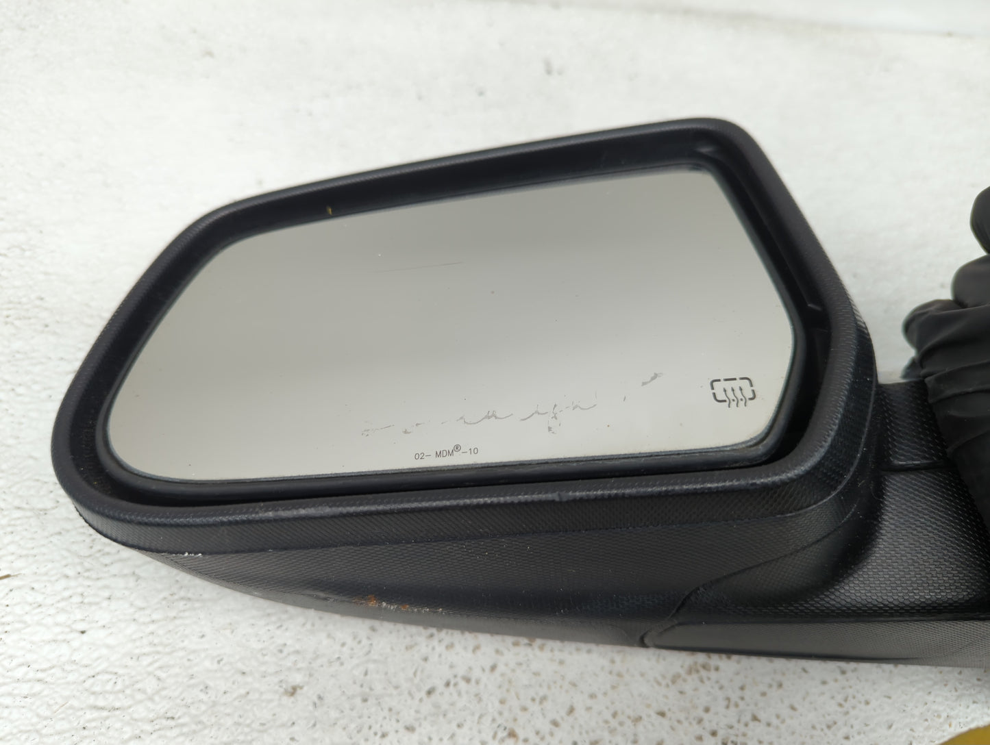 2010-2011 Chevrolet Equinox Driver Side View Mirror - Left Door Mirror OEM Used - Oemusedautoparts1.com