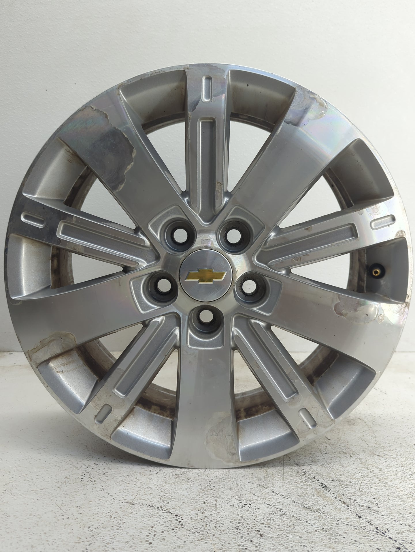 2010-2012 Chevrolet Equinox Oem Wheel Rim - Oemusedautoparts1.com
