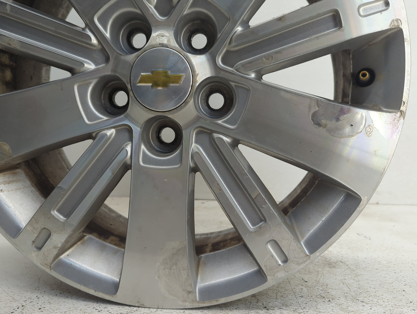 2010-2012 Chevrolet Equinox Oem Wheel Rim - Oemusedautoparts1.com