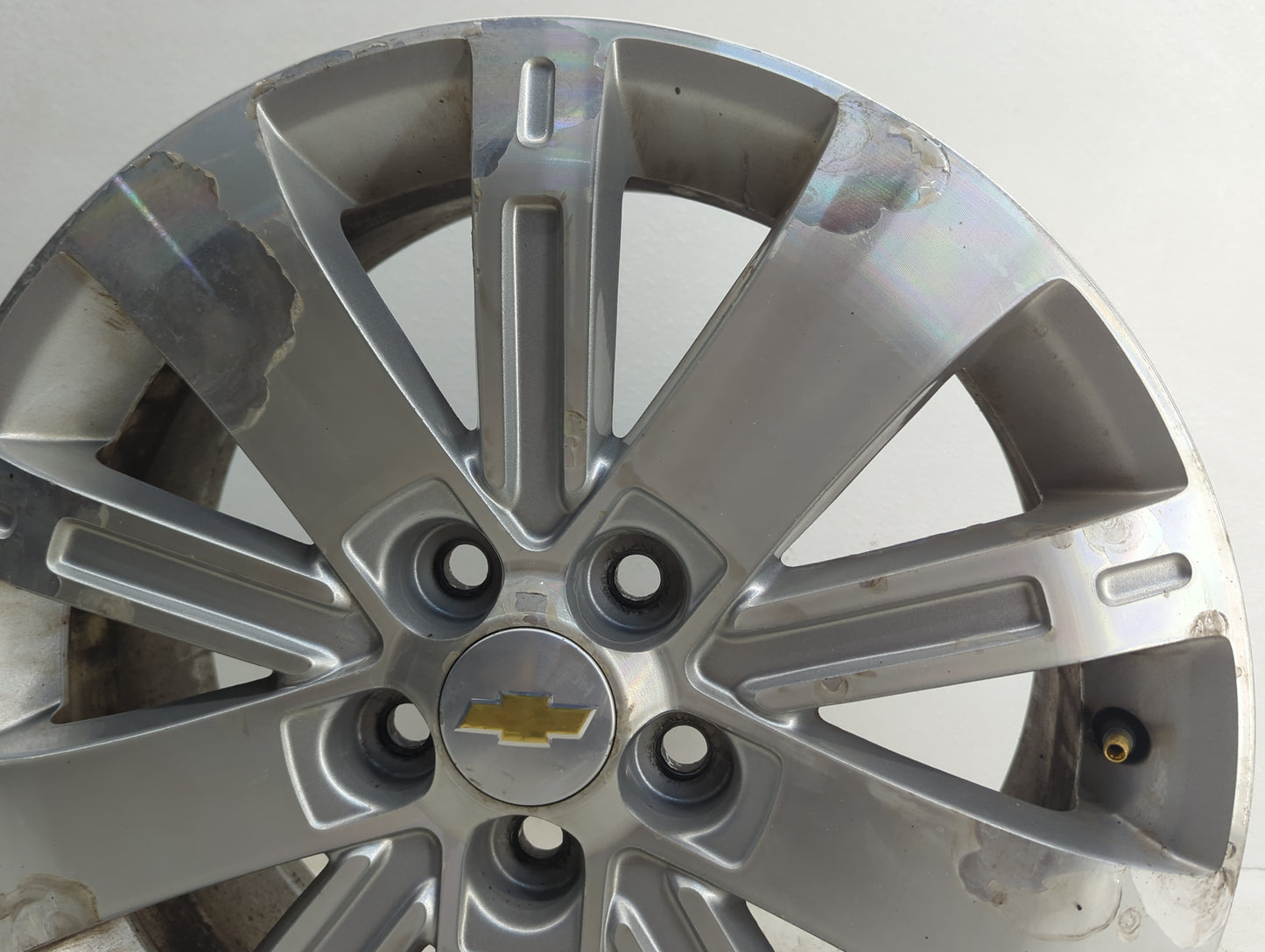 2010-2012 Chevrolet Equinox Oem Wheel Rim - Oemusedautoparts1.com