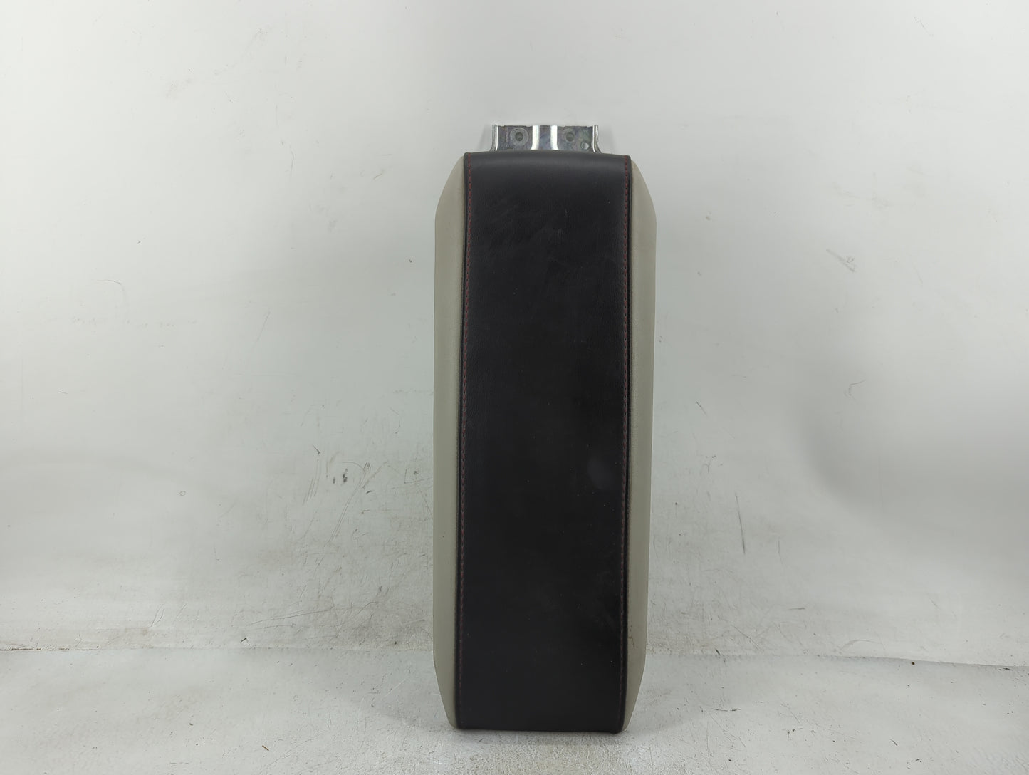 2010-2011 Chevrolet Equinox Center Console Armrest Cover Lid Fits Fits 2010 2011 OEM Used Auto Parts - Oemusedautoparts1.com