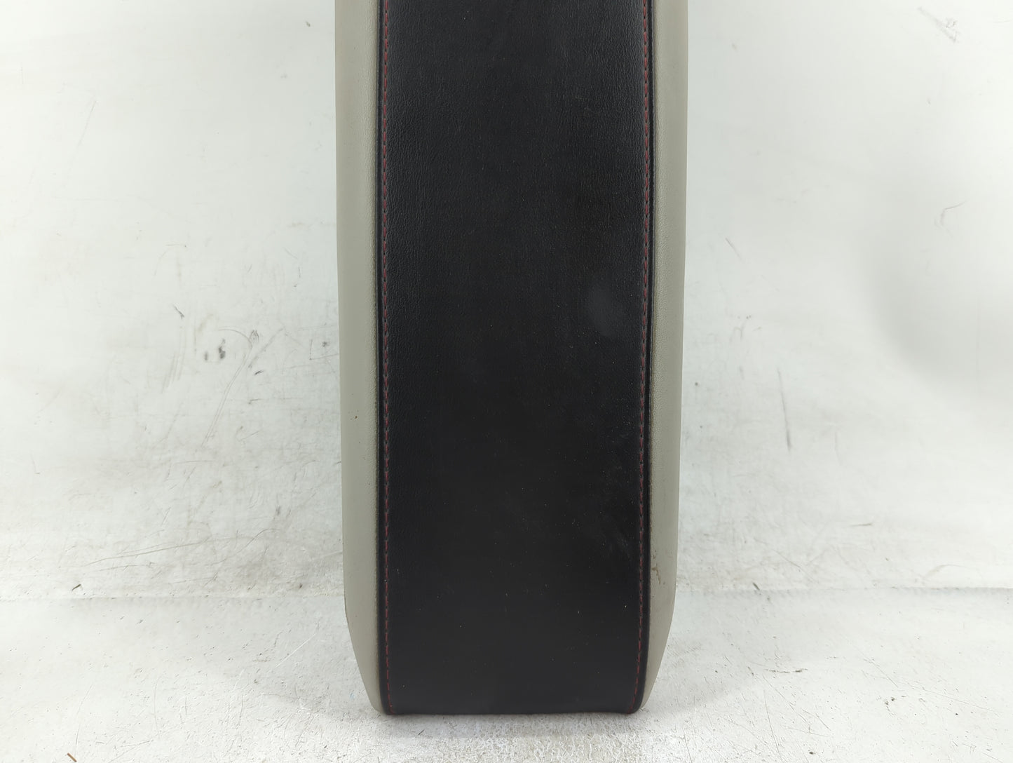 2010-2011 Chevrolet Equinox Center Console Armrest Cover Lid Fits Fits 2010 2011 OEM Used Auto Parts - Oemusedautoparts1.com
