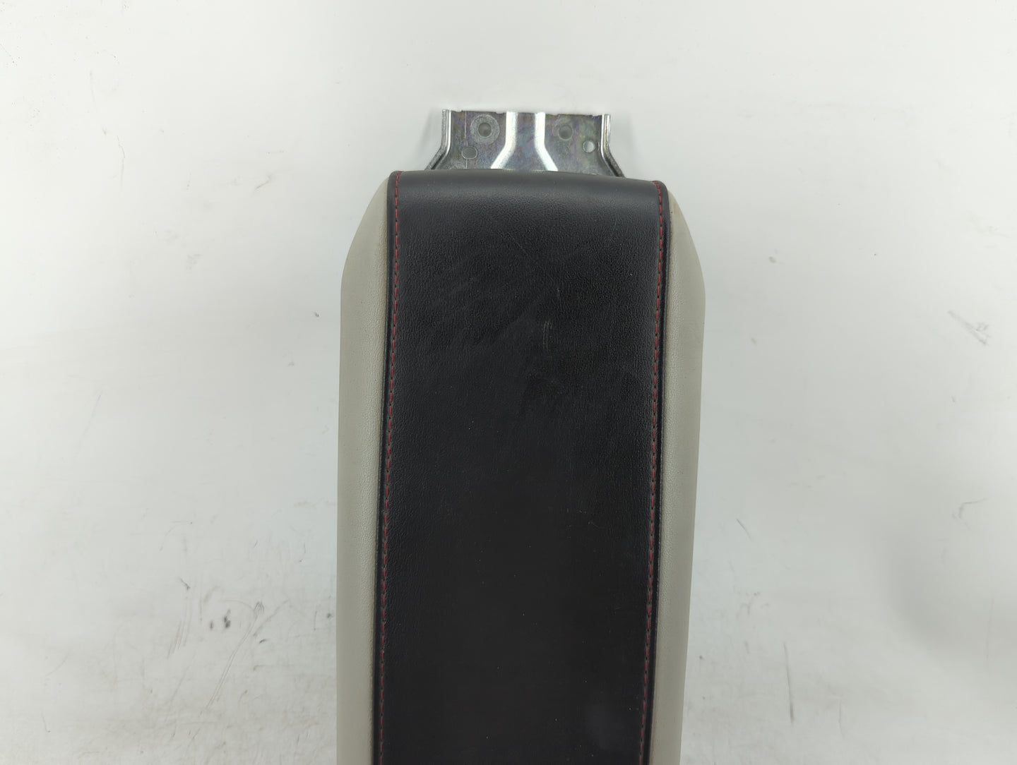 2010-2011 Chevrolet Equinox Center Console Armrest Cover Lid Fits Fits 2010 2011 OEM Used Auto Parts - Oemusedautoparts1.com