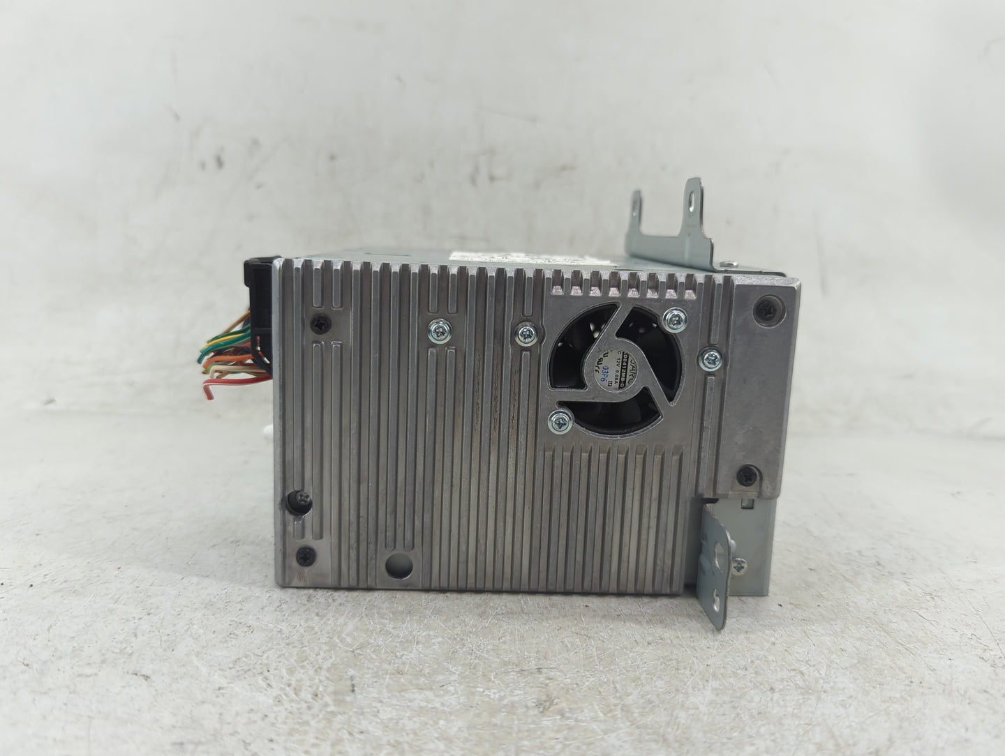 2010 Chevrolet Equinox Radio AM FM Cd Player Receiver Replacement Fits Fits 2011 OEM Used Auto Parts - Oemusedautoparts1.com