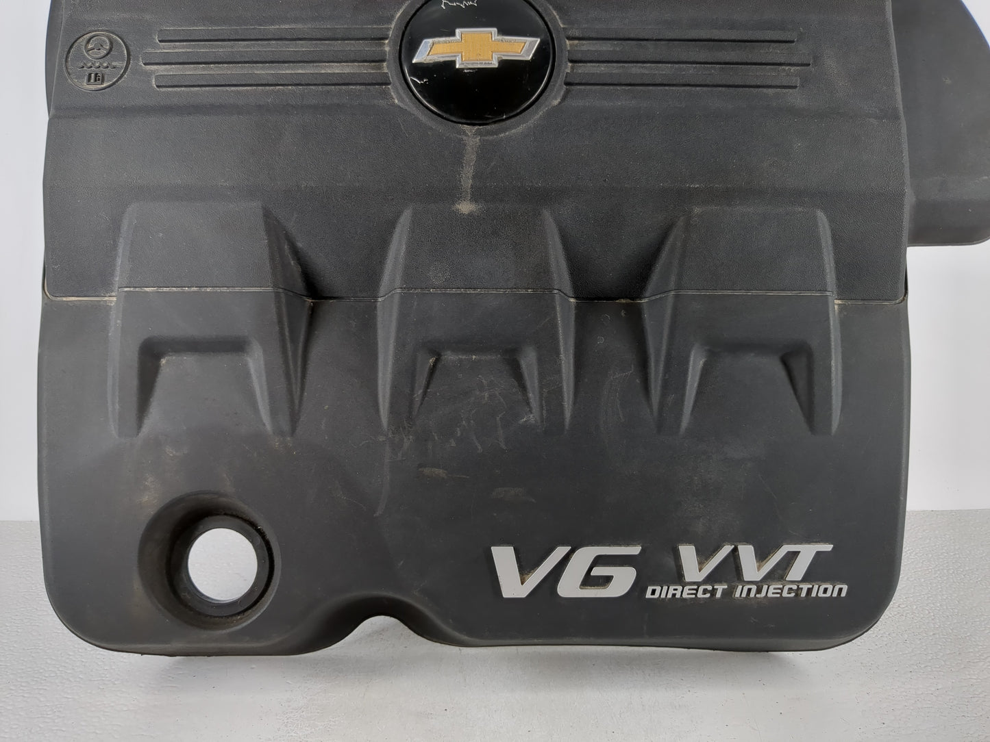 2010 Chevrolet Equinox Engine Cover - Oemusedautoparts1.com