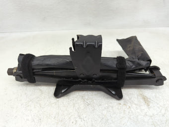 compare product 2010 Chevrolet Equinox Spare Scissor Car Jack 1136343