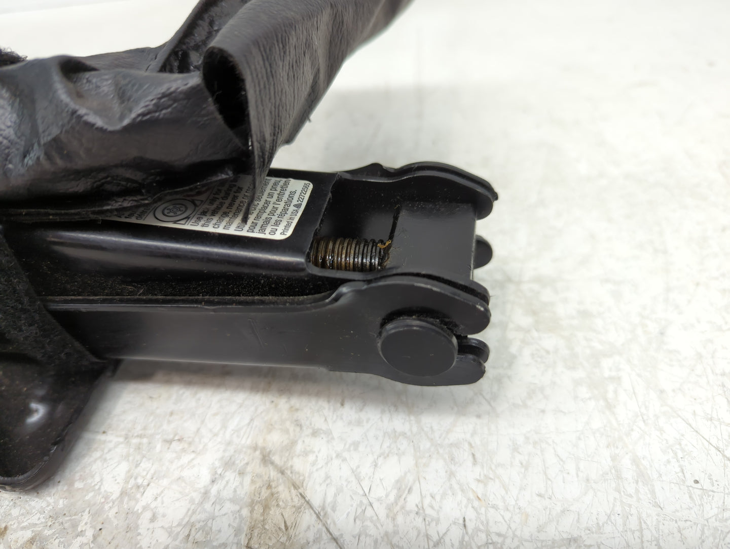 2010 Chevrolet Equinox Spare Scissor Car Jack 1136343 - Oemusedautoparts1.com