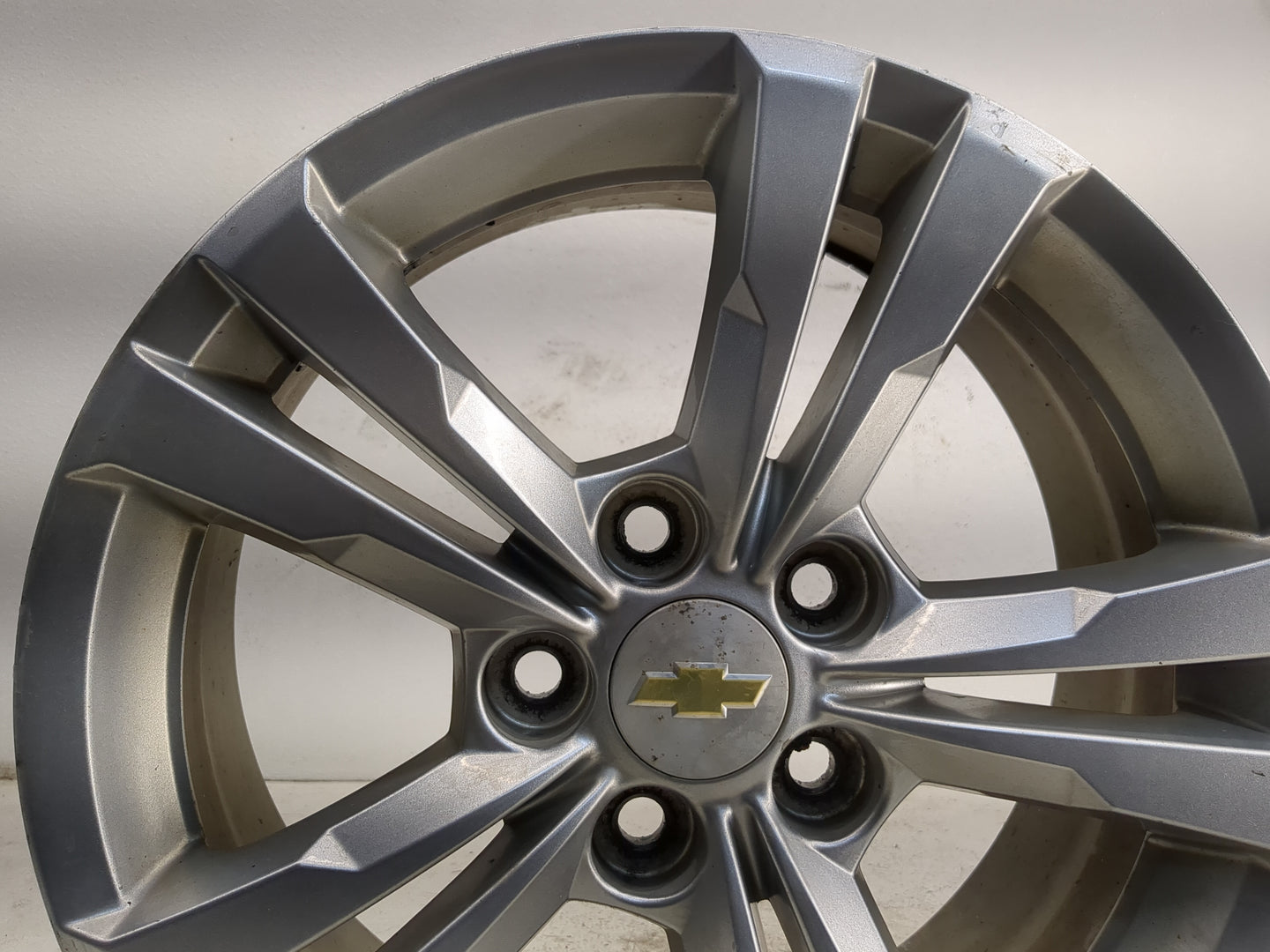 2010-2017 Chevrolet Equinox Oem Wheel Rim 1159805 - Oemusedautoparts1.com