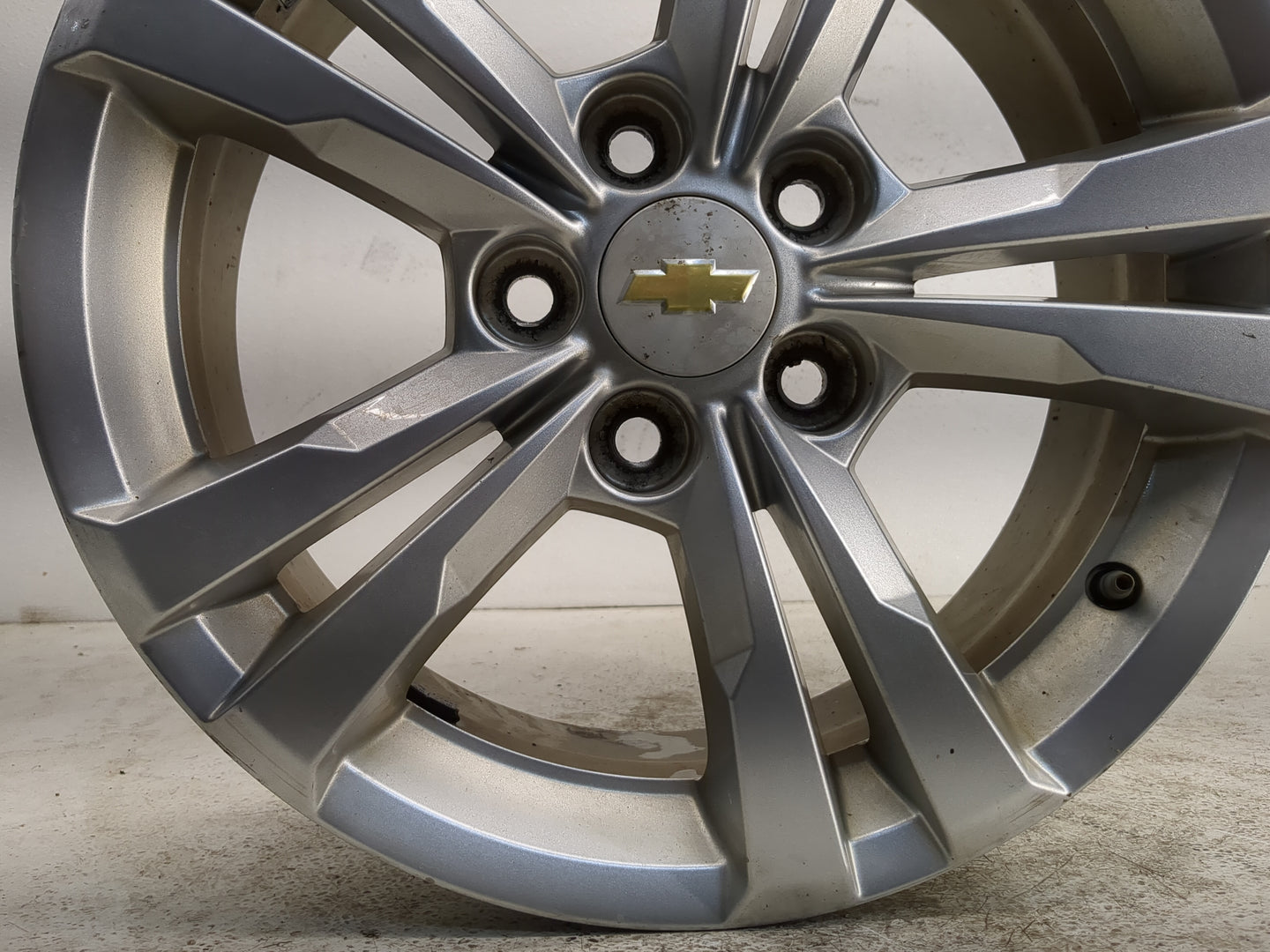 2010-2017 Chevrolet Equinox Oem Wheel Rim 1159805 - Oemusedautoparts1.com