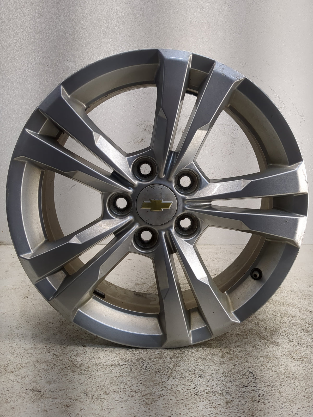 2010-2017 Chevrolet Equinox Oem Wheel Rim 1159805 - Oemusedautoparts1.com