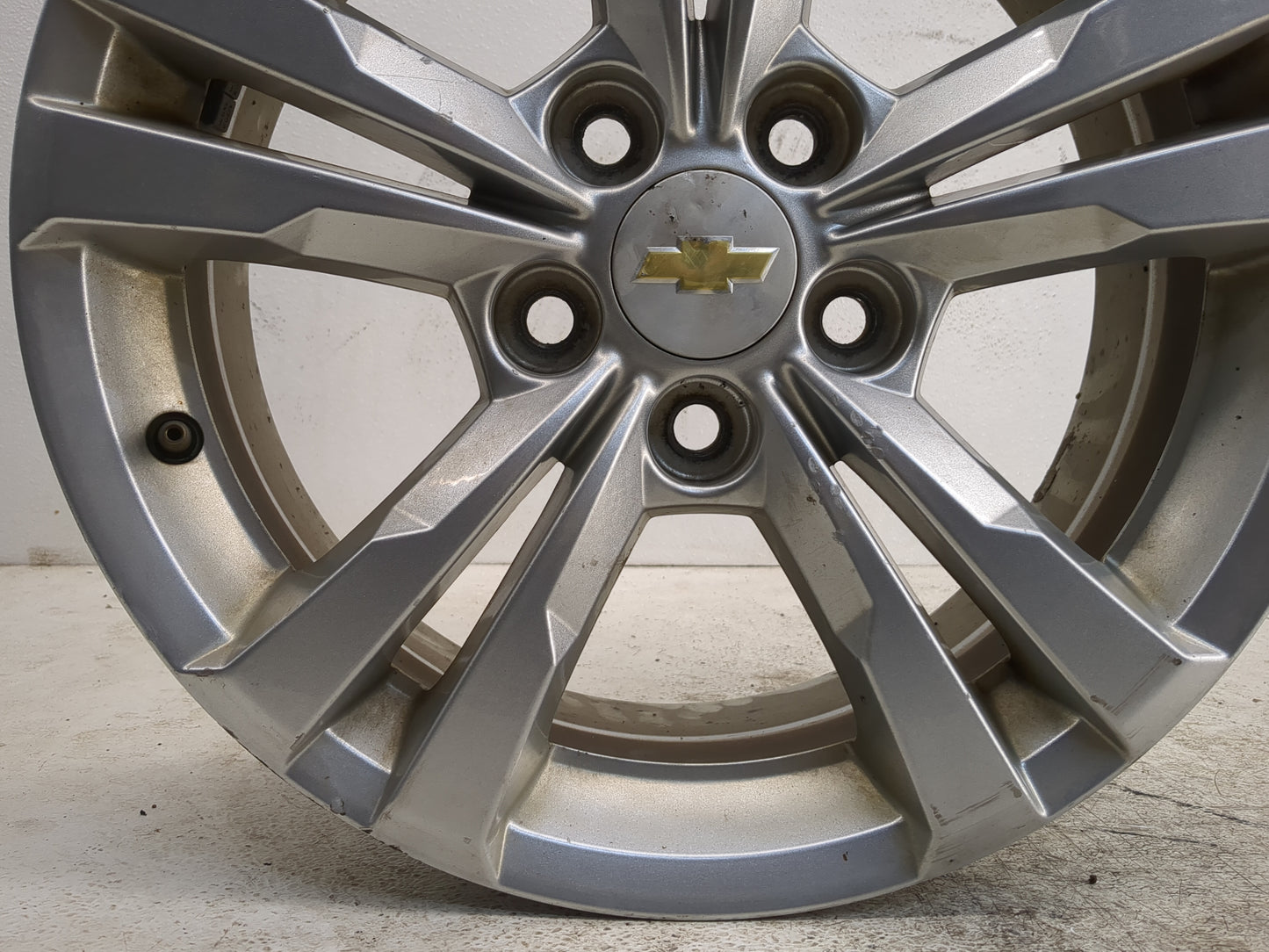 2010-2017 Chevrolet Equinox Oem Wheel Rim - Oemusedautoparts1.com