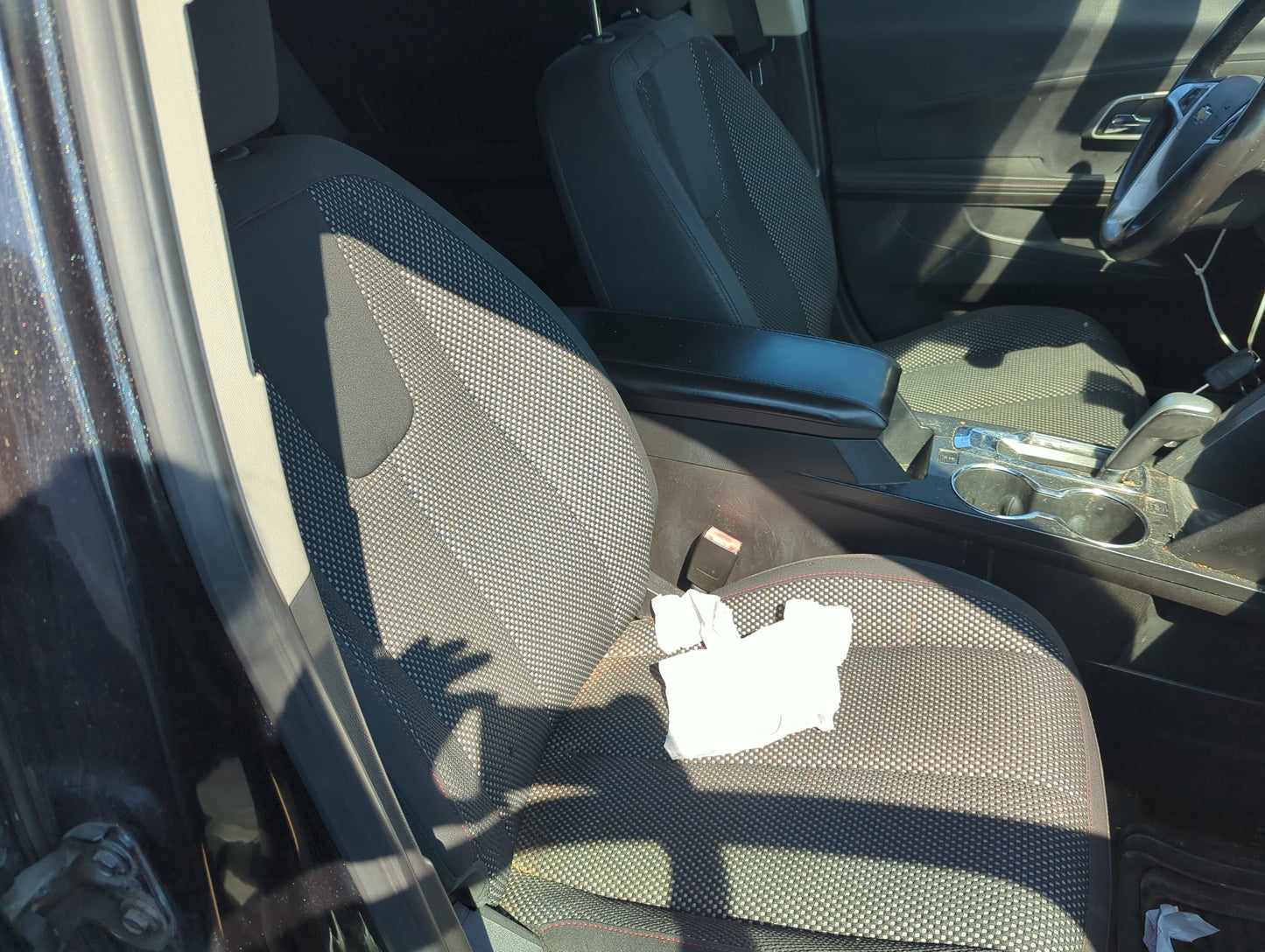 2010-2011 Chevrolet Equinox Passenger Front Seat Oem 1161147 - Oemusedautoparts1.com