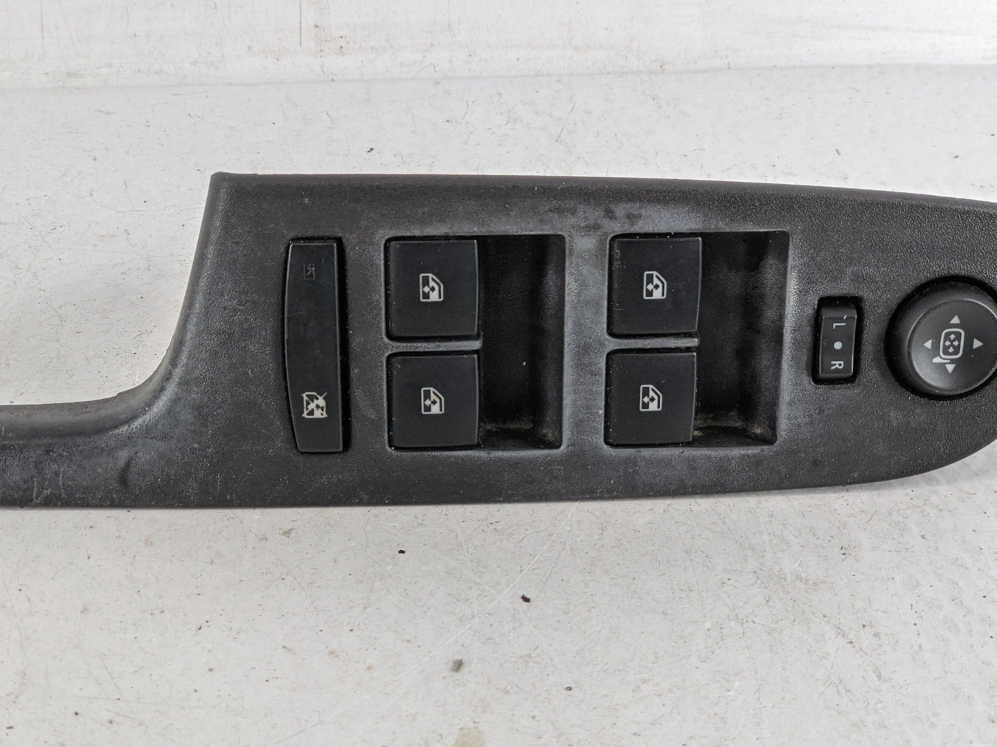 2010-2017 Chevrolet Equinox Master Power Window Switch Replacement Driver Side Left P/N:20917599 Fits OEM Used Auto Parts - 
