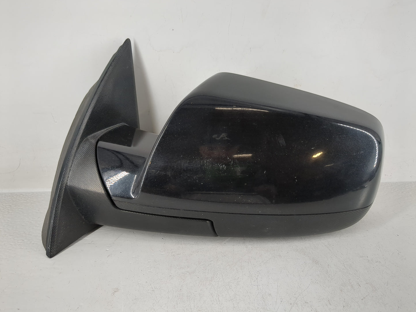 2010-2011 Chevrolet Equinox Driver Side View Mirror - Left Door Mirror OEM Used - Oemusedautoparts1.com