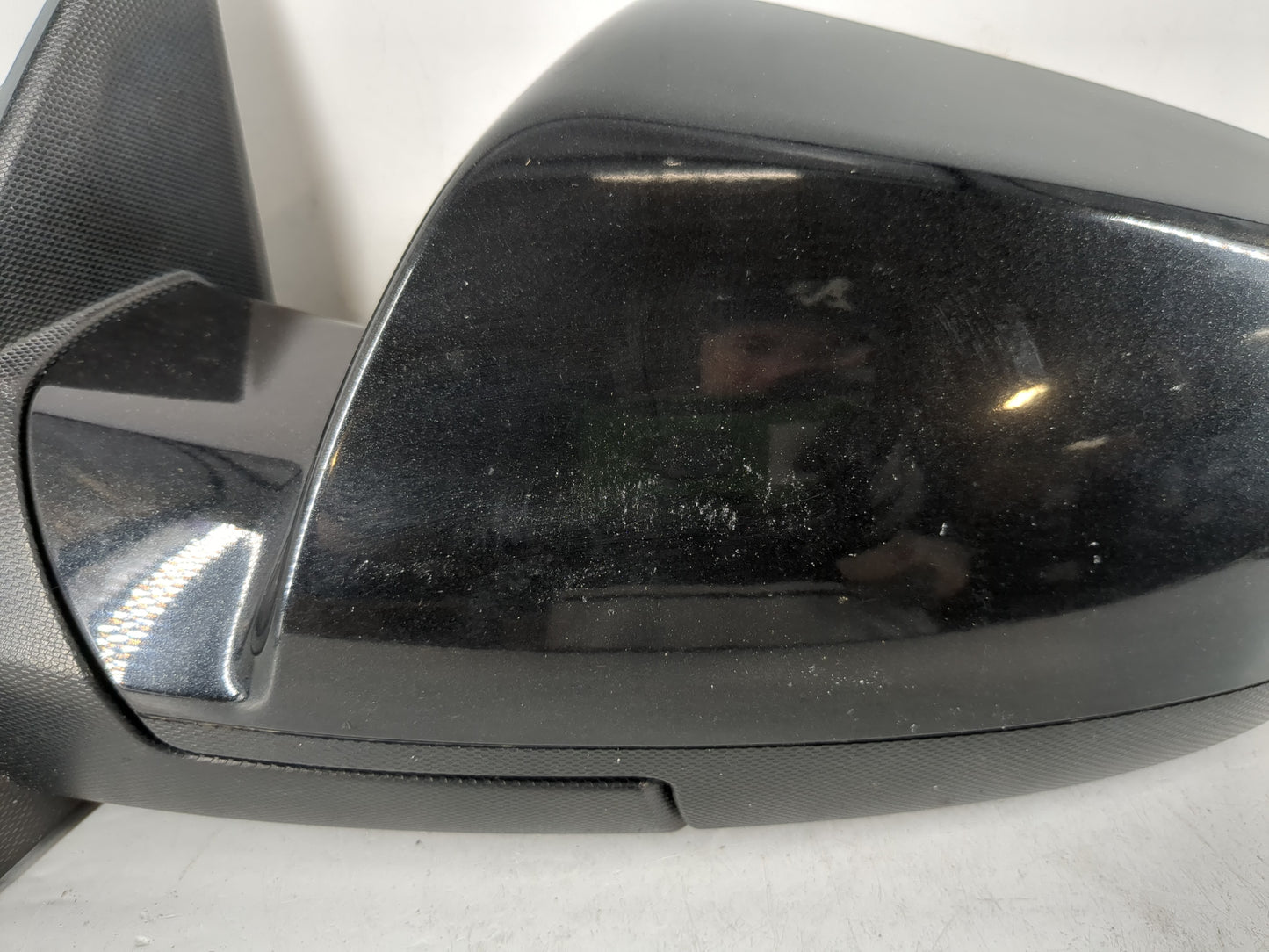2010-2011 Chevrolet Equinox Driver Side View Mirror - Left Door Mirror OEM Used - Oemusedautoparts1.com