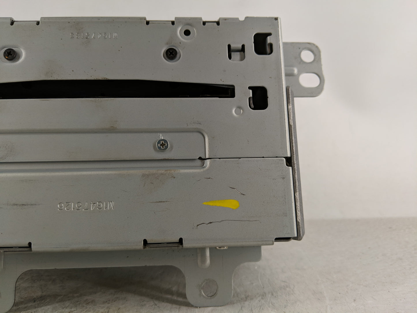 2010 Chevrolet Equinox Radio AM FM Cd Player Receiver Replacement P/N:20854719 Fits Fits 2011 OEM Used Auto Parts - Oemuseda