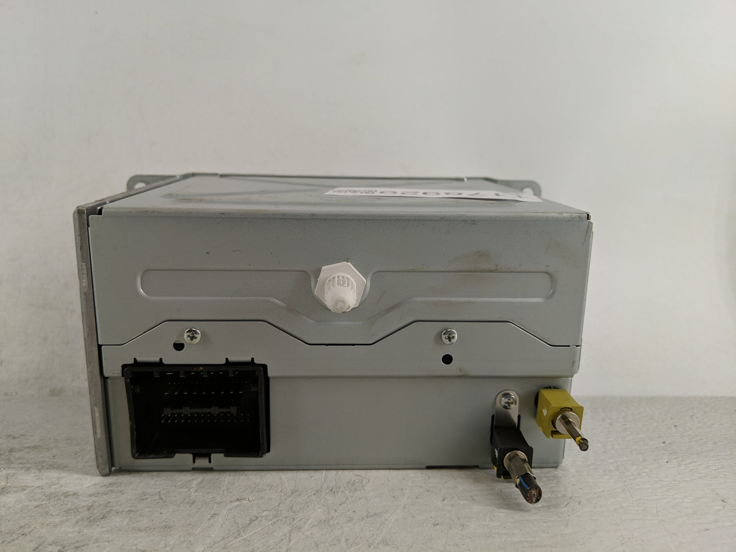 2010 Chevrolet Equinox Radio AM FM Cd Player Receiver Replacement P/N:20854719 Fits Fits 2011 OEM Used Auto Parts - Oemuseda