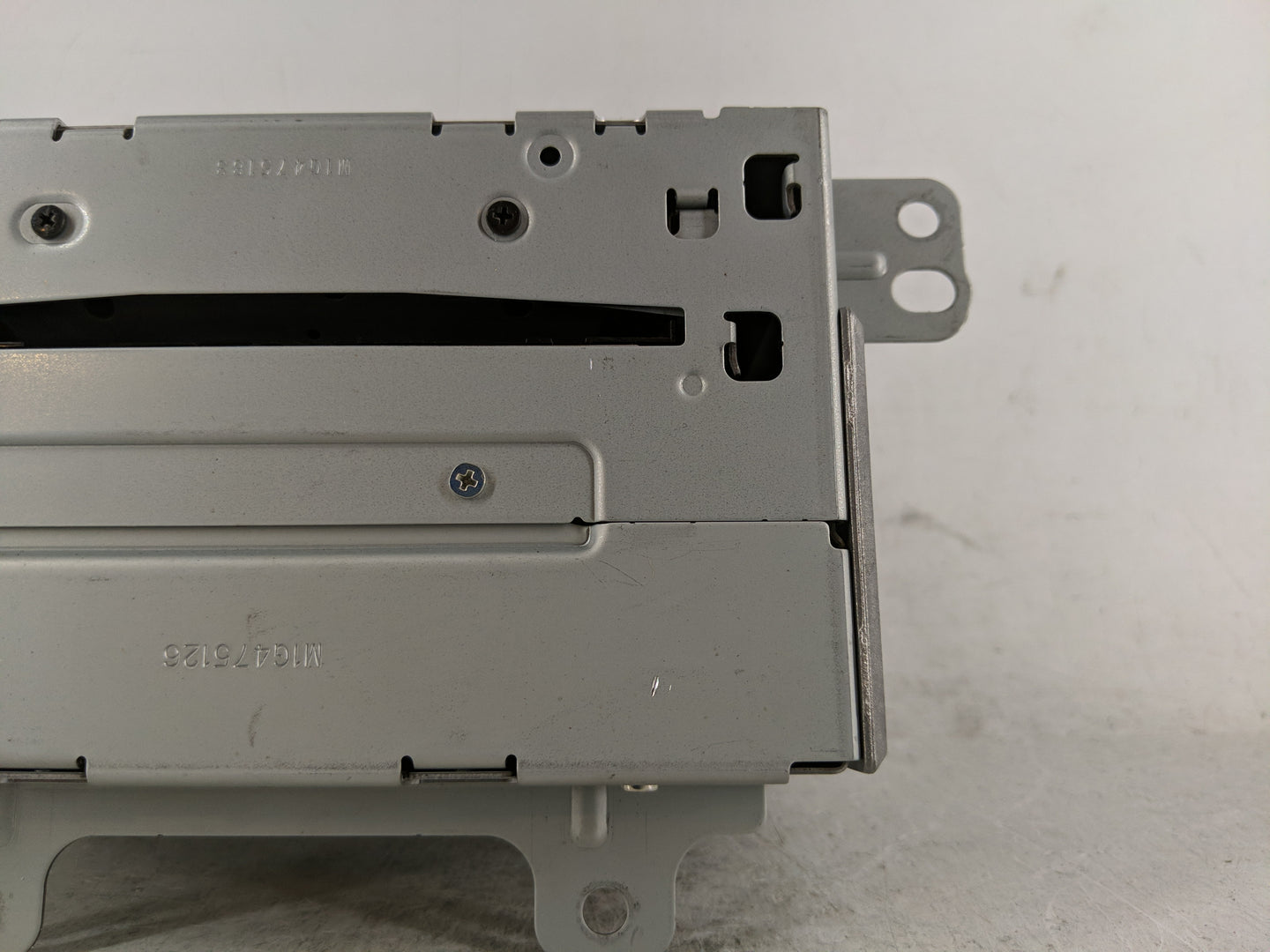 2010 Chevrolet Equinox Radio AM FM Cd Player Receiver Replacement Fits Fits 2011 OEM Used Auto Parts - Oemusedautoparts1.com
