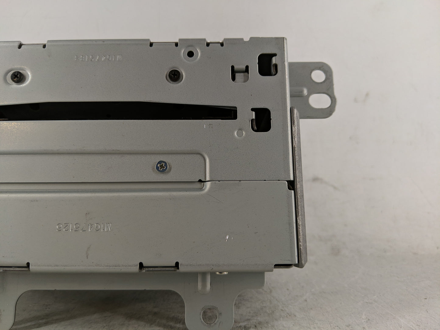 2010 Chevrolet Equinox Radio AM FM Cd Player Receiver Replacement Fits Fits 2011 OEM Used Auto Parts - Oemusedautoparts1.com
