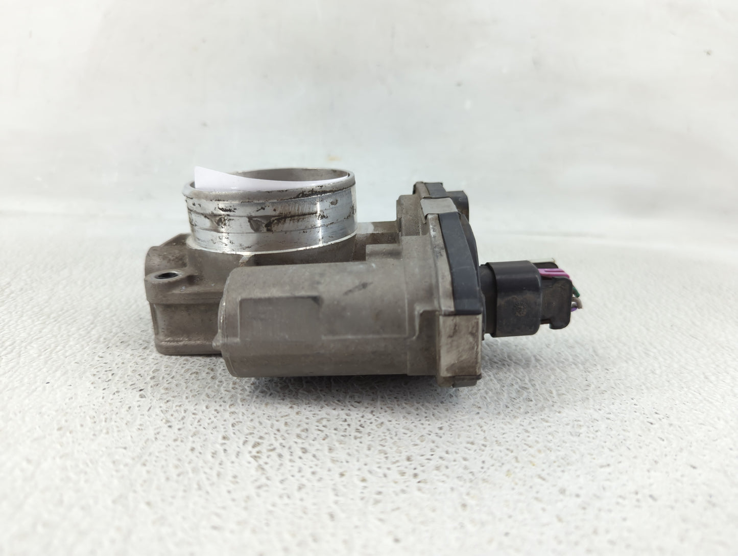 2010-2011 Chevrolet Equinox Throttle Body P/N:186AA 4922C Fits Fits 2007 2008 2009 2010 2011 2012 OEM Used Auto Parts - Oemu