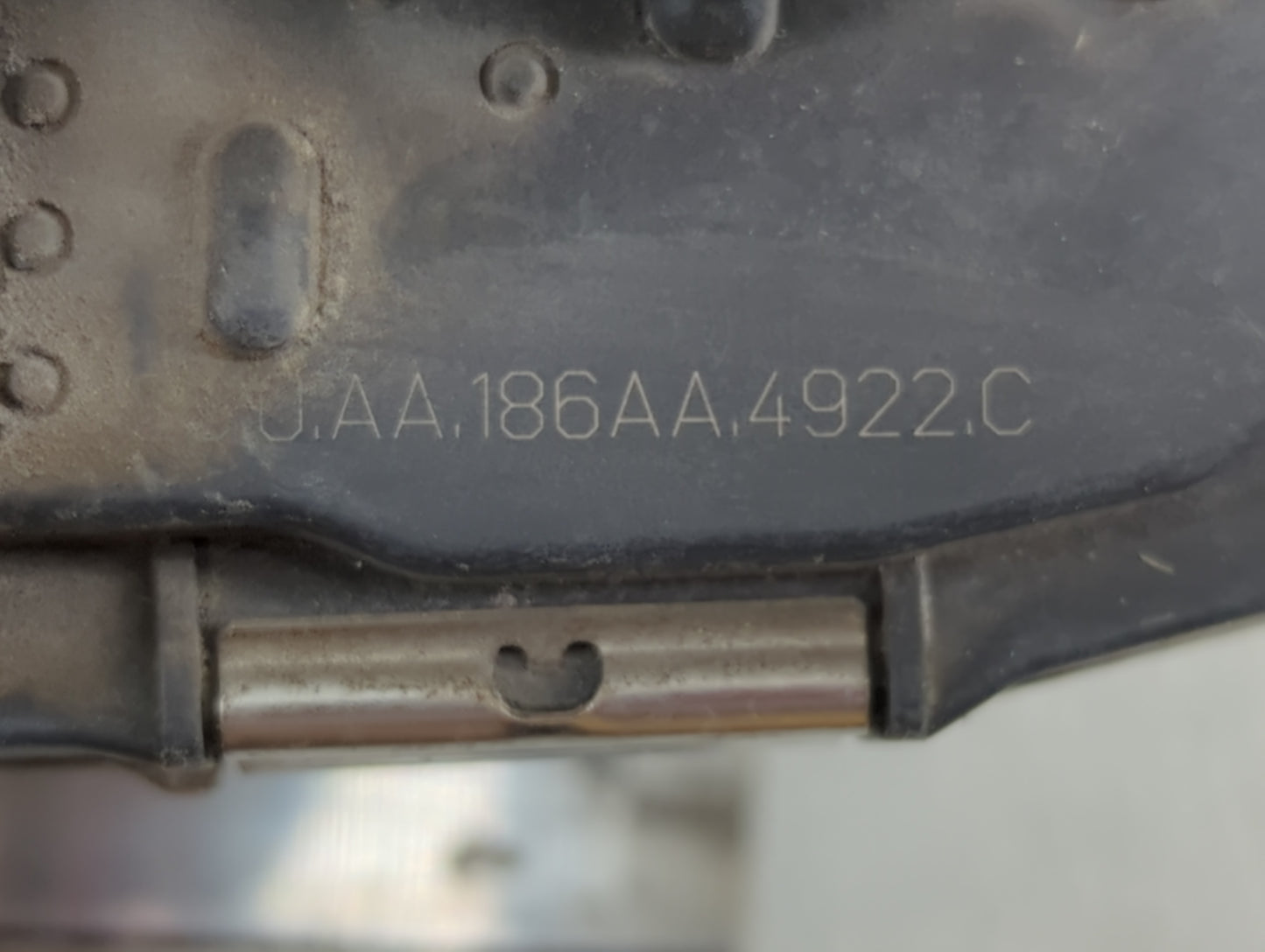 2010-2011 Chevrolet Equinox Throttle Body P/N:186AA 4922C Fits Fits 2007 2008 2009 2010 2011 2012 OEM Used Auto Parts - Oemu