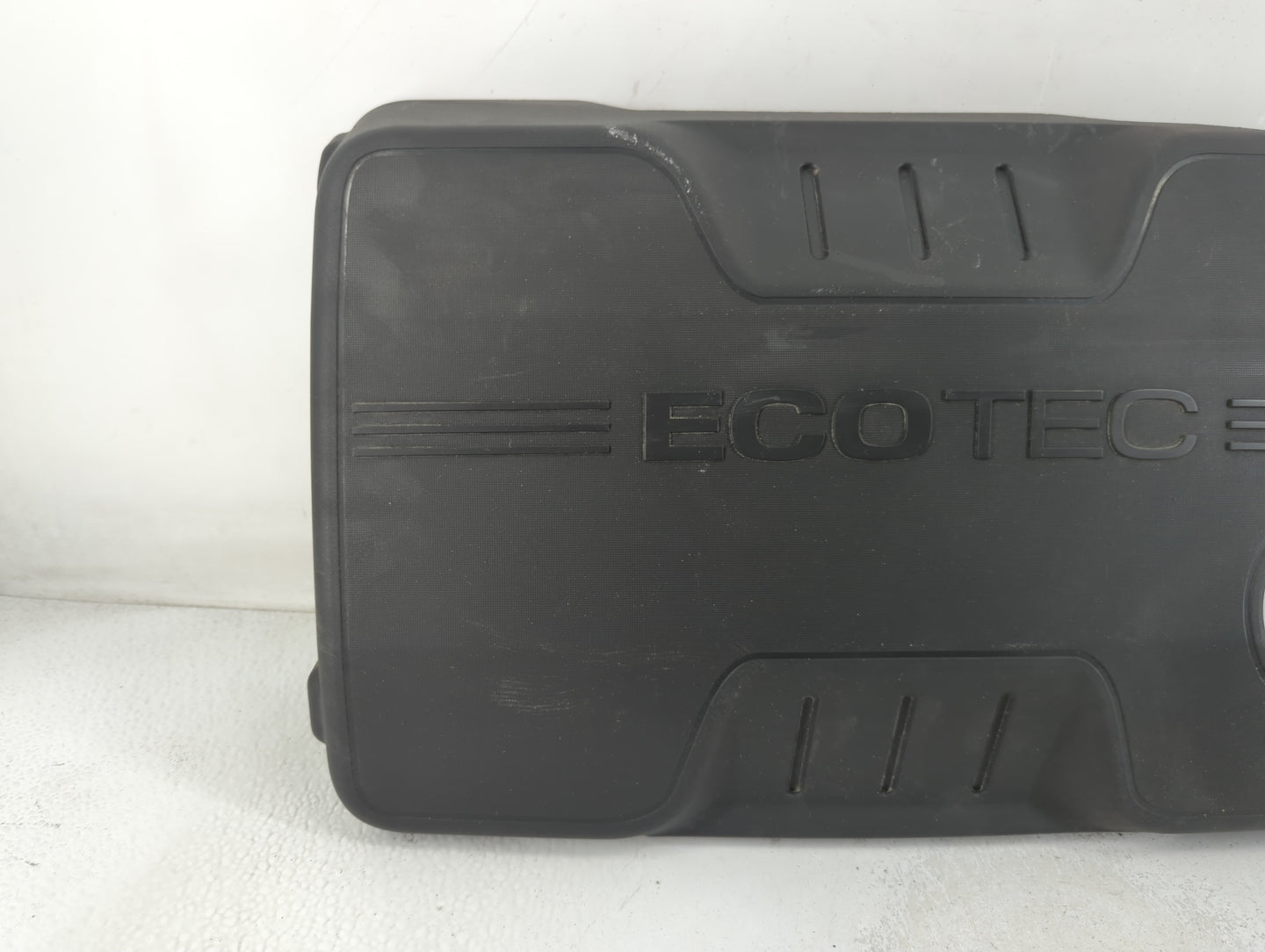2010 Chevrolet Equinox Engine Cover - Oemusedautoparts1.com